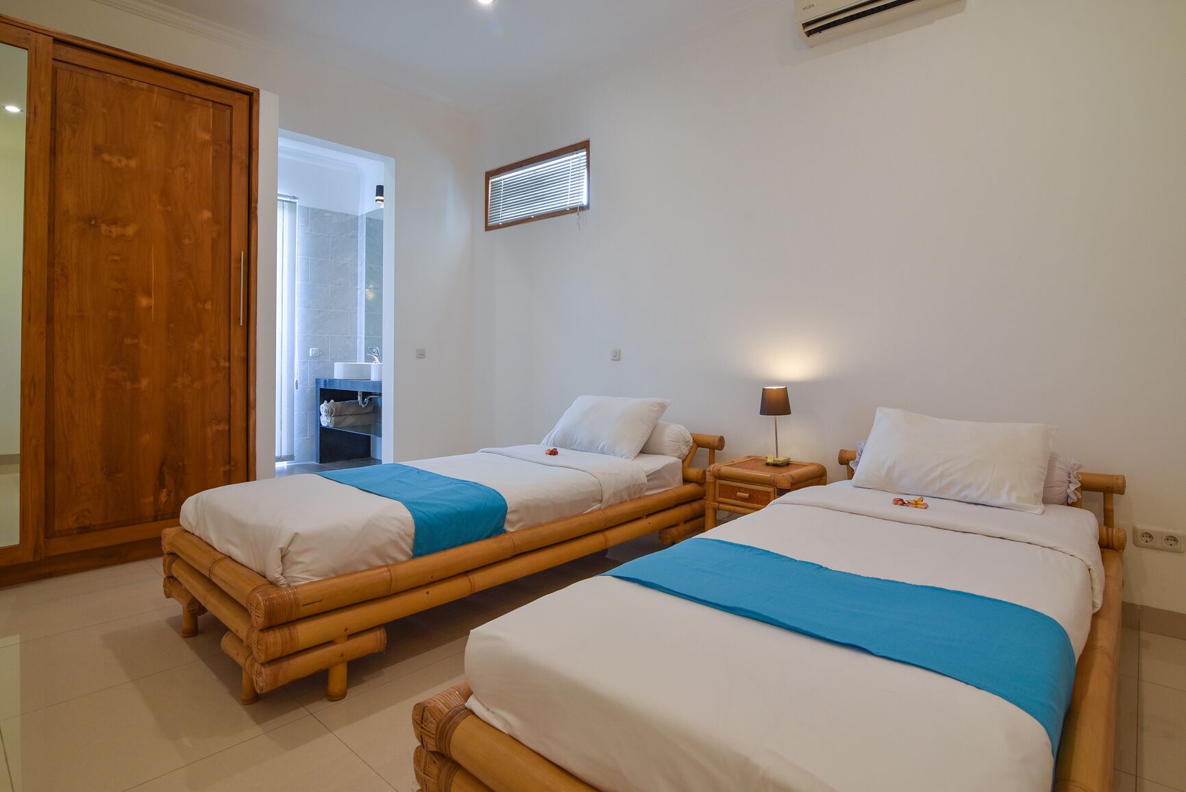 Villa Lovina Beach 2