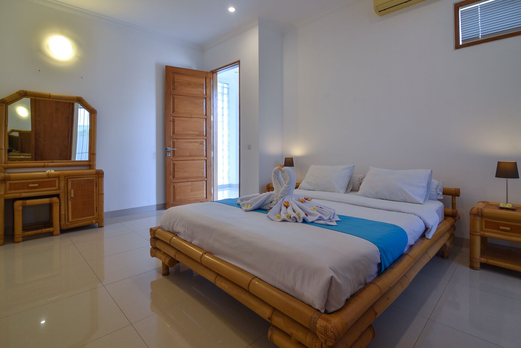 Villa Lovina Beach 2