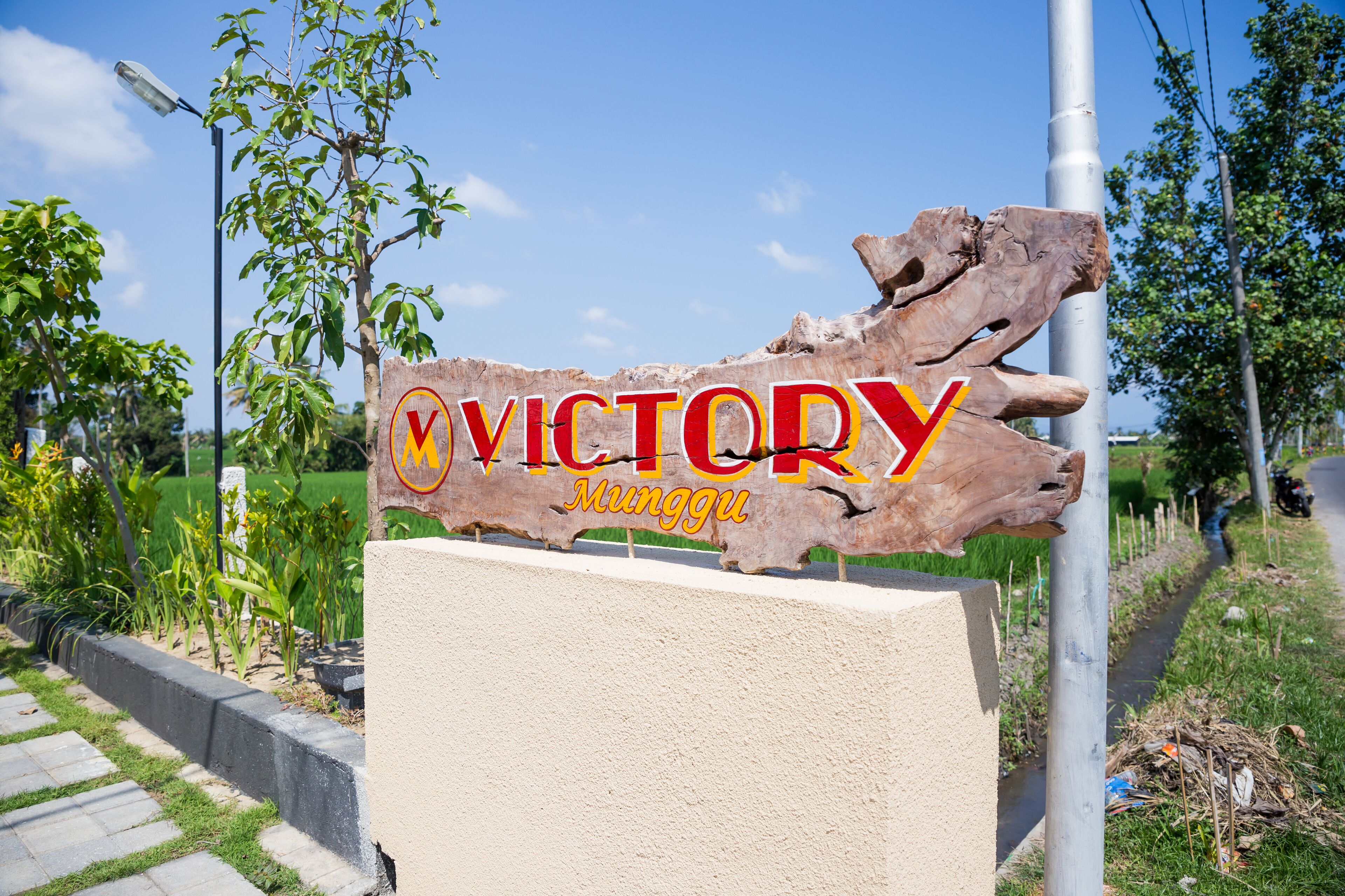 Victory Munggu