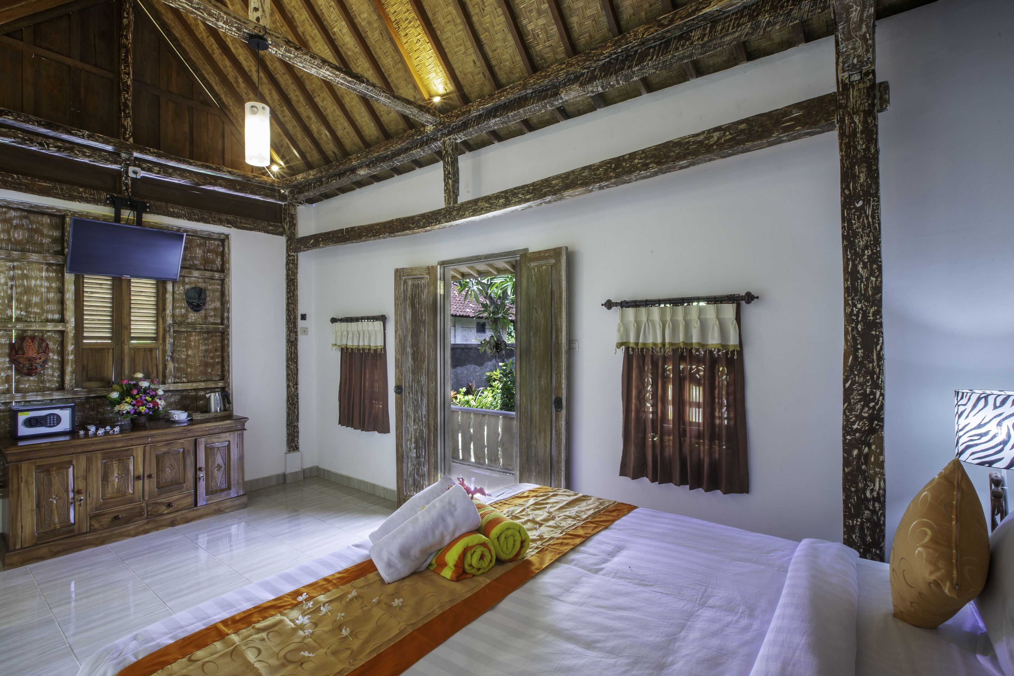 Puri Astrani Villa by WizZeLa