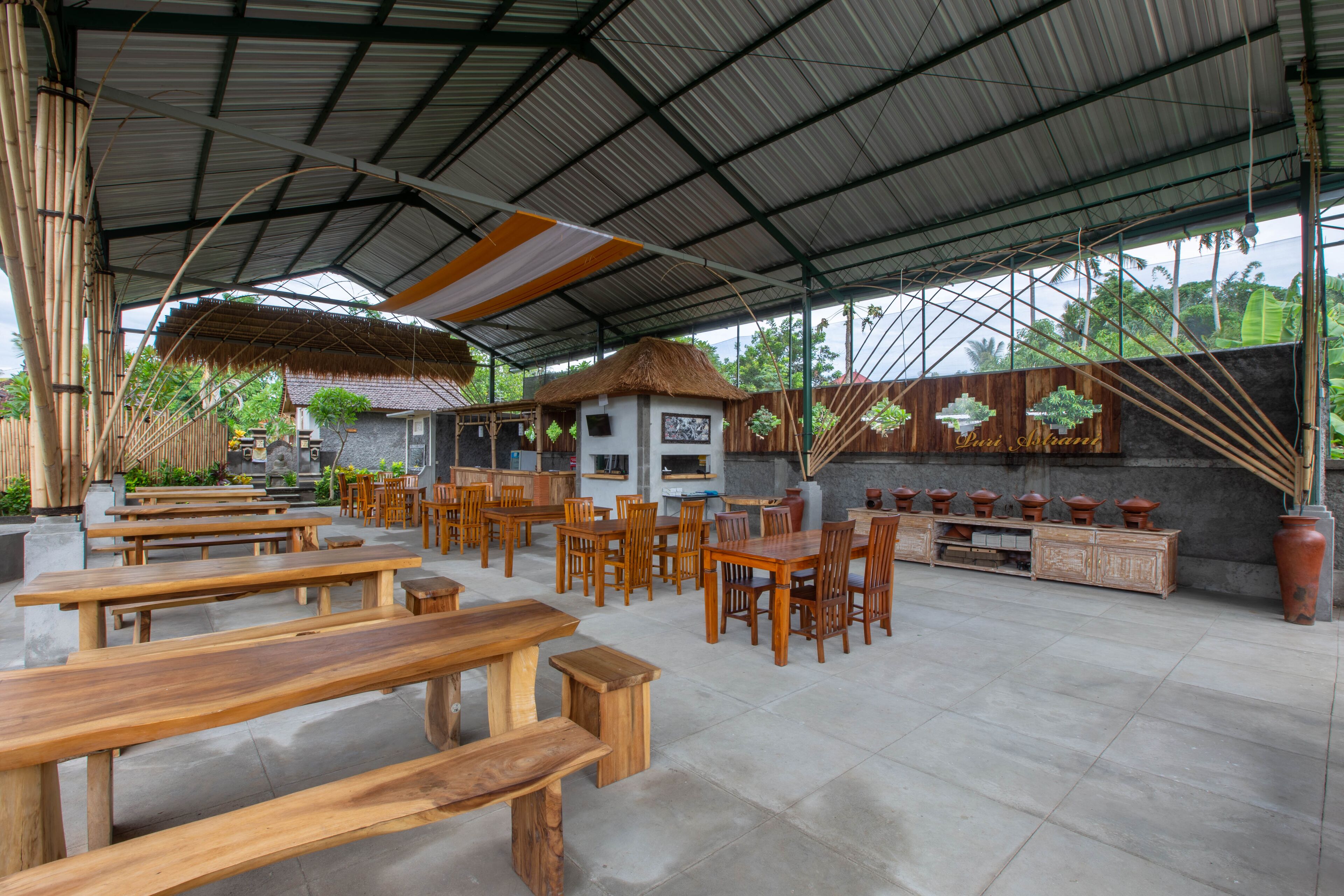 Puri Astrani Villa by WizZeLa