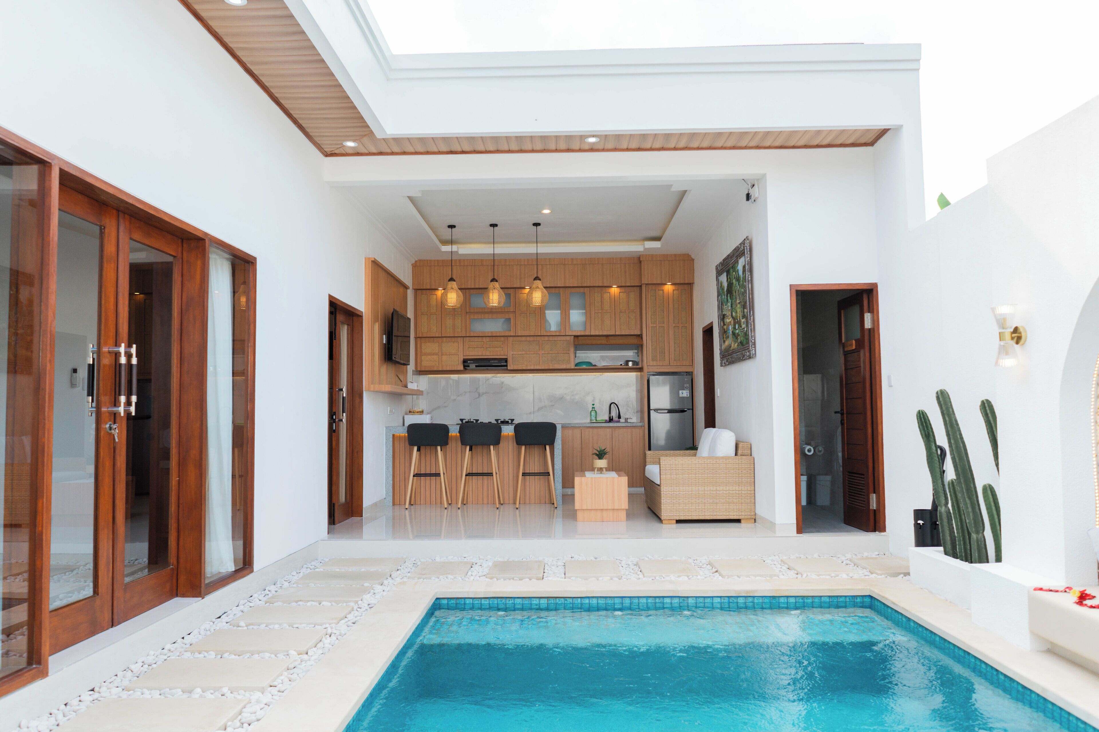 Melviano Suite Villa