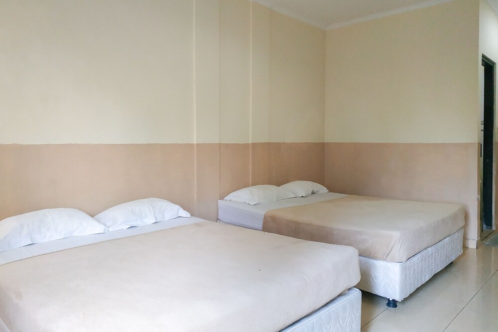 Pondok Wisata Dewata by OYO Rooms