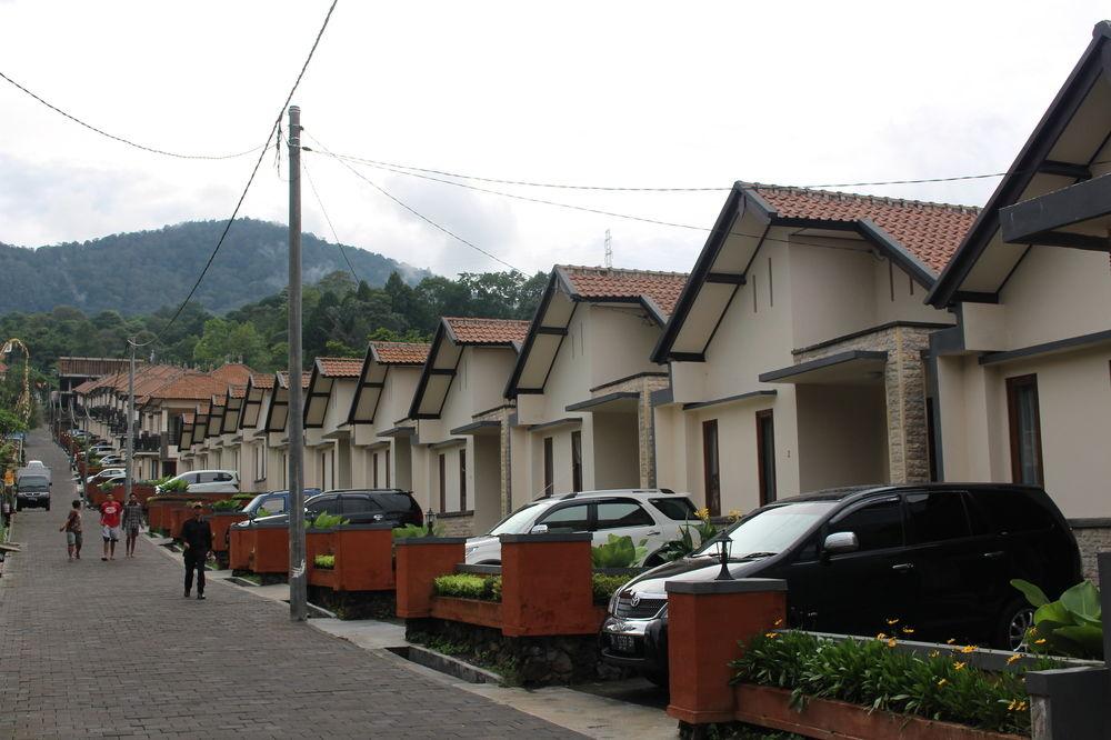 CLV Hotel & Villas