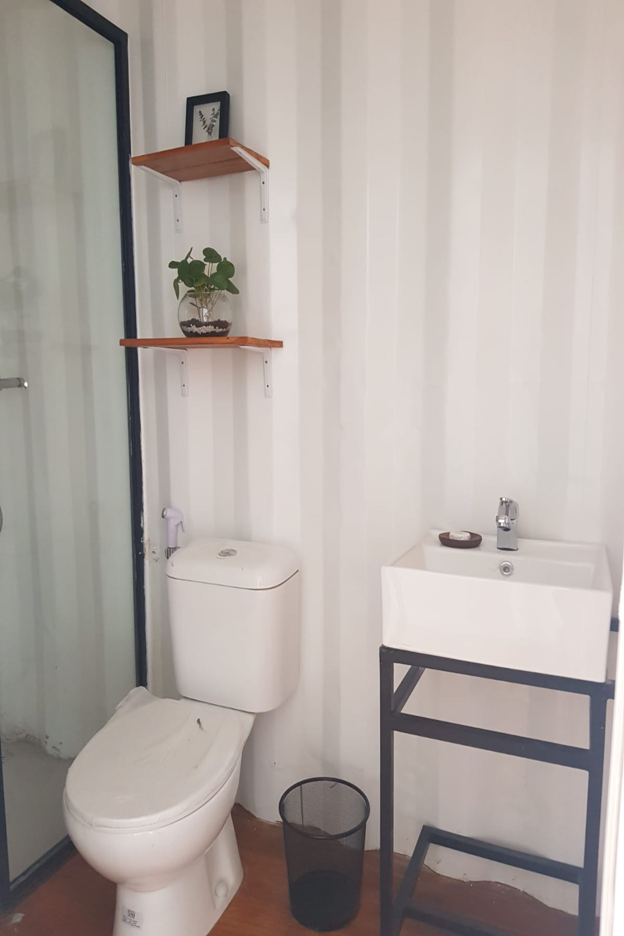 Container Smart Stay Css