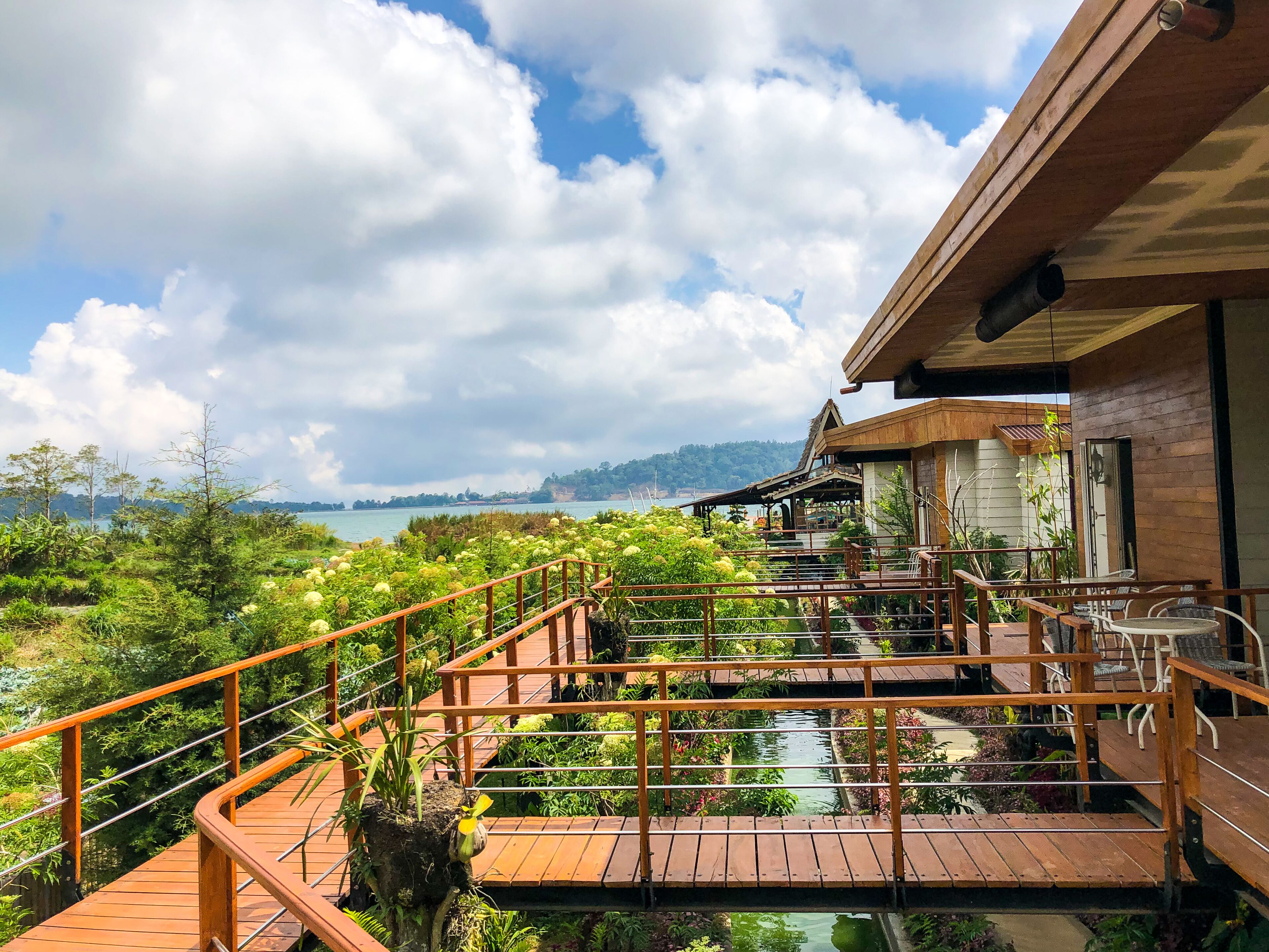 Pondanu Cabins By The Lake