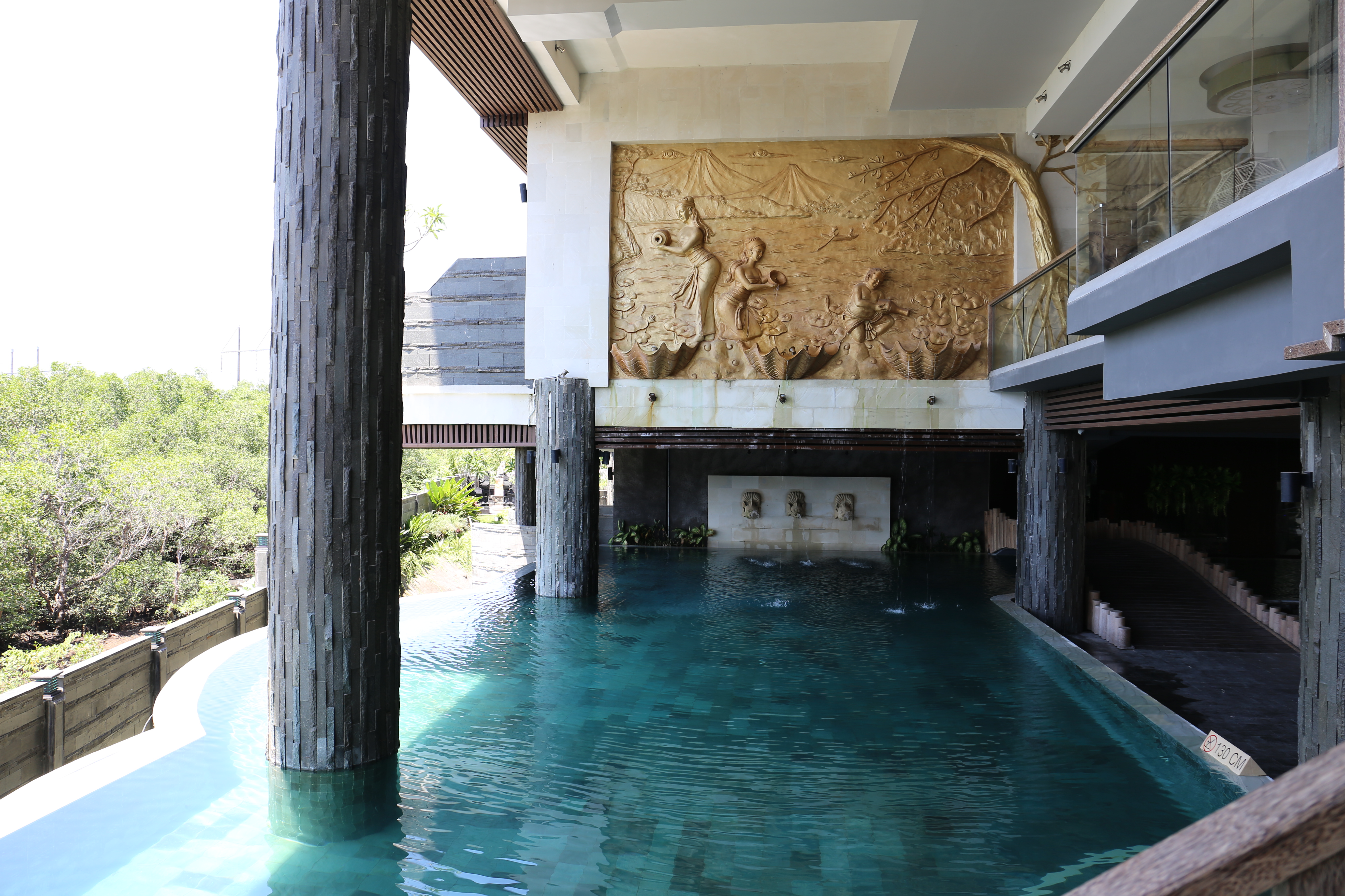 The Crystal Luxury Bay Resort