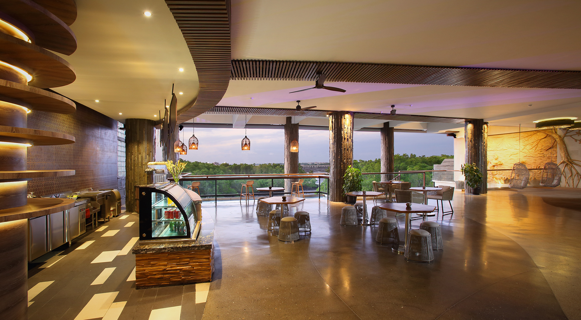 The Crystal Luxury Bay Resort