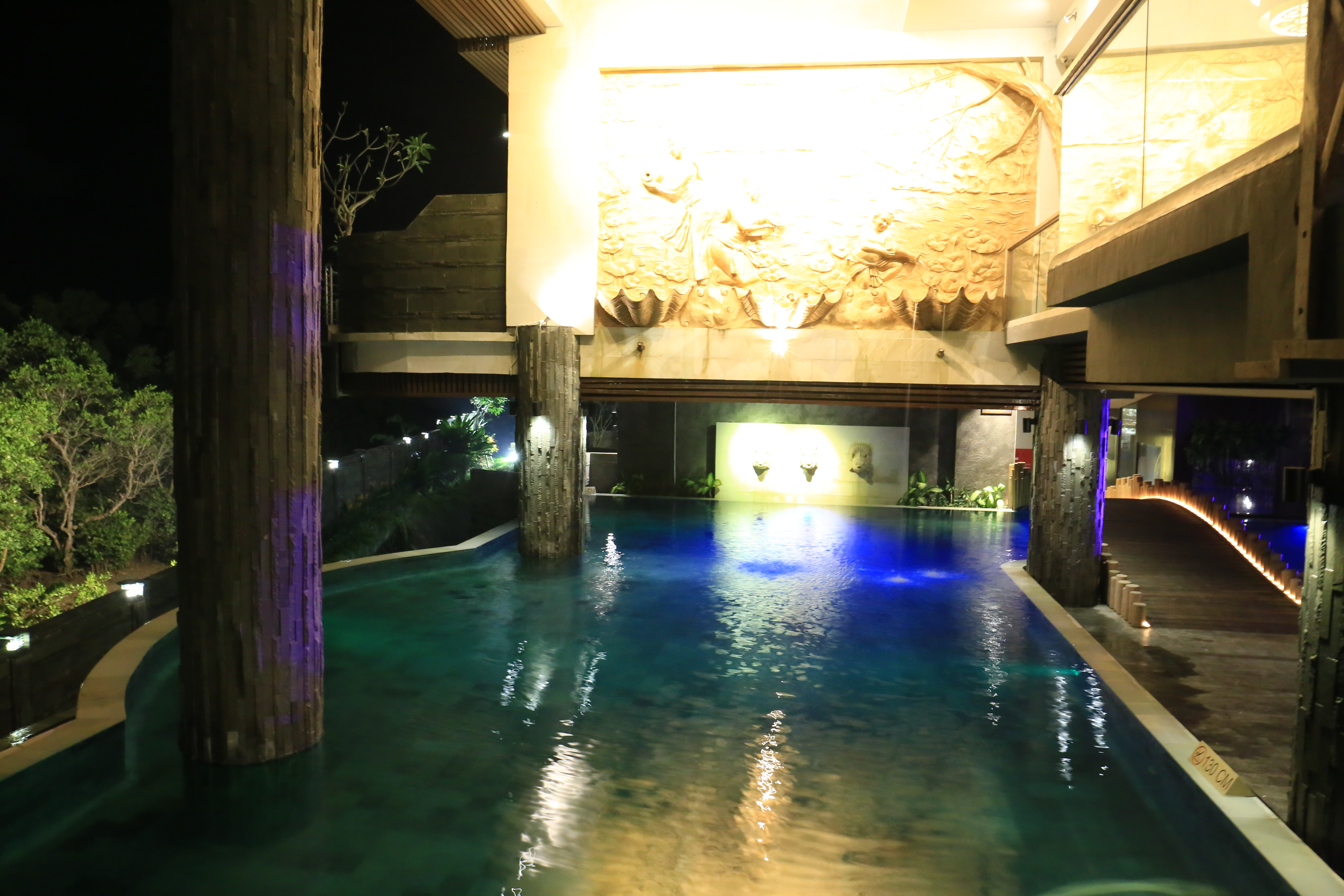 The Crystal Luxury Bay Resort