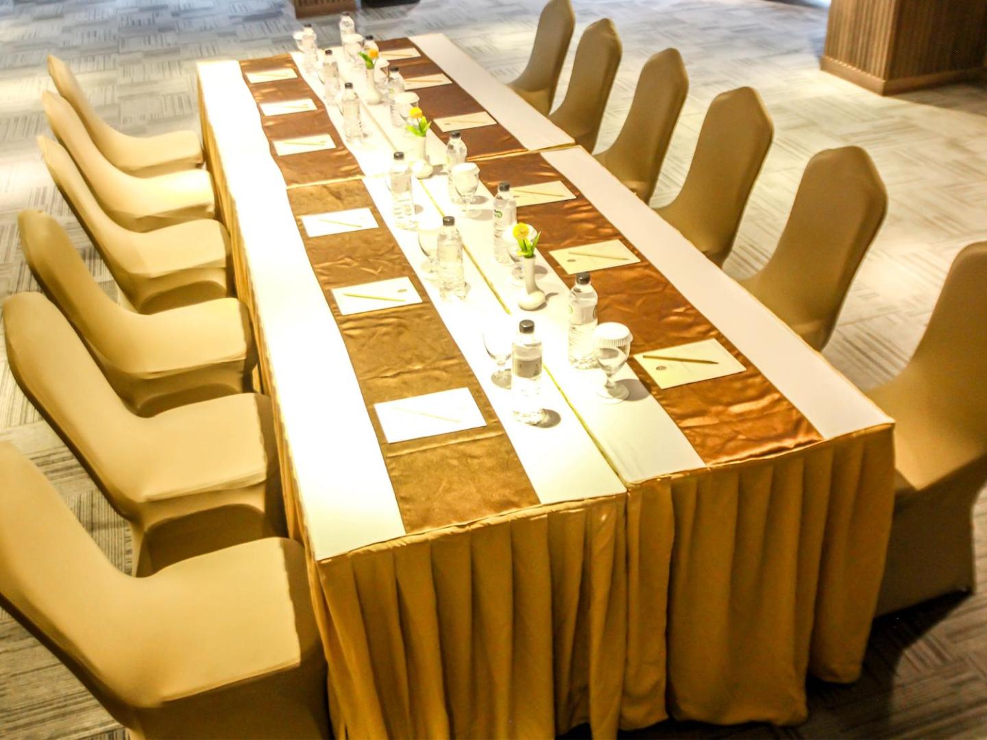 The Nest Hotel