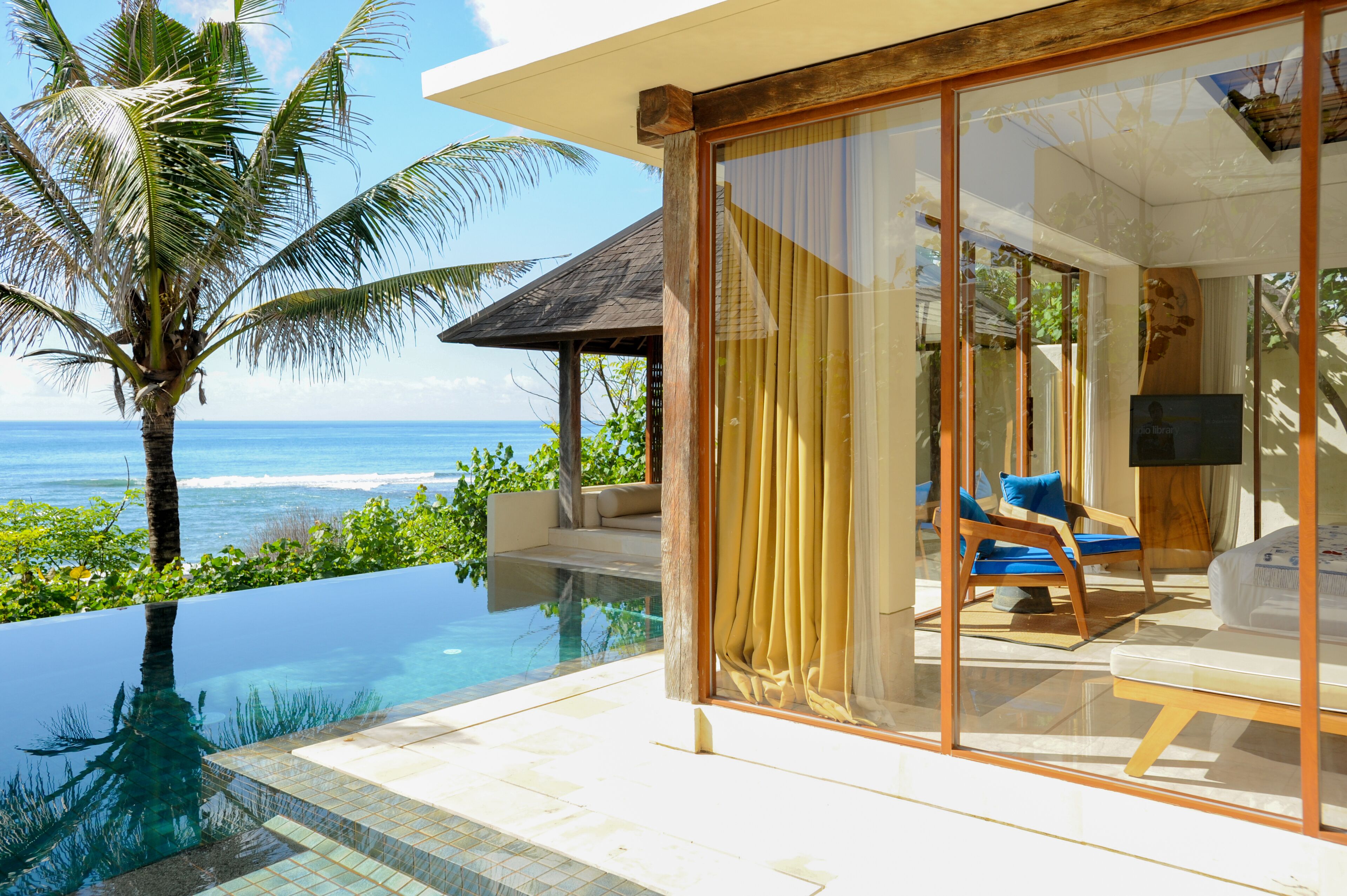 Komaneka at Keramas Beach