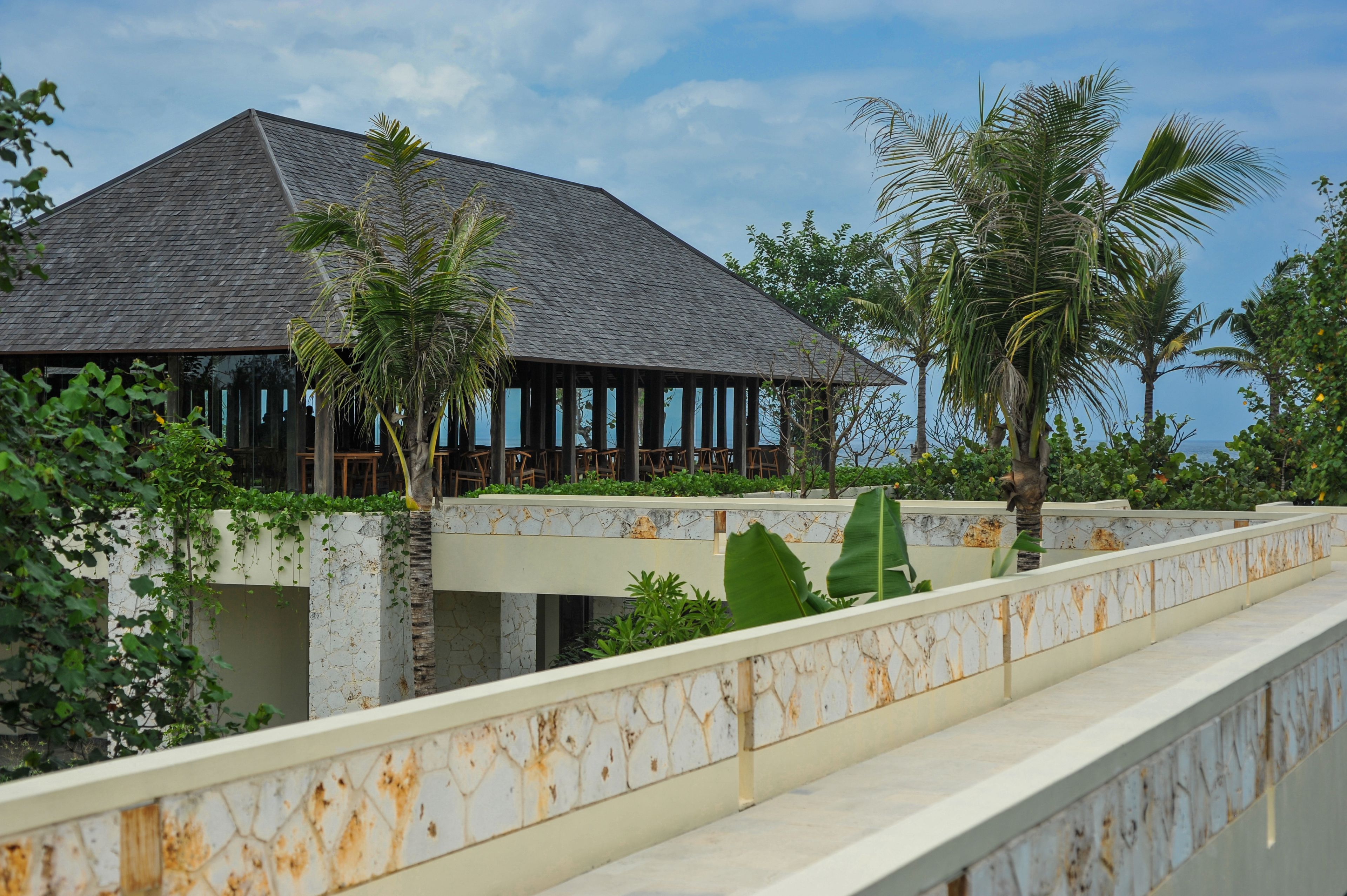 Komaneka at Keramas Beach