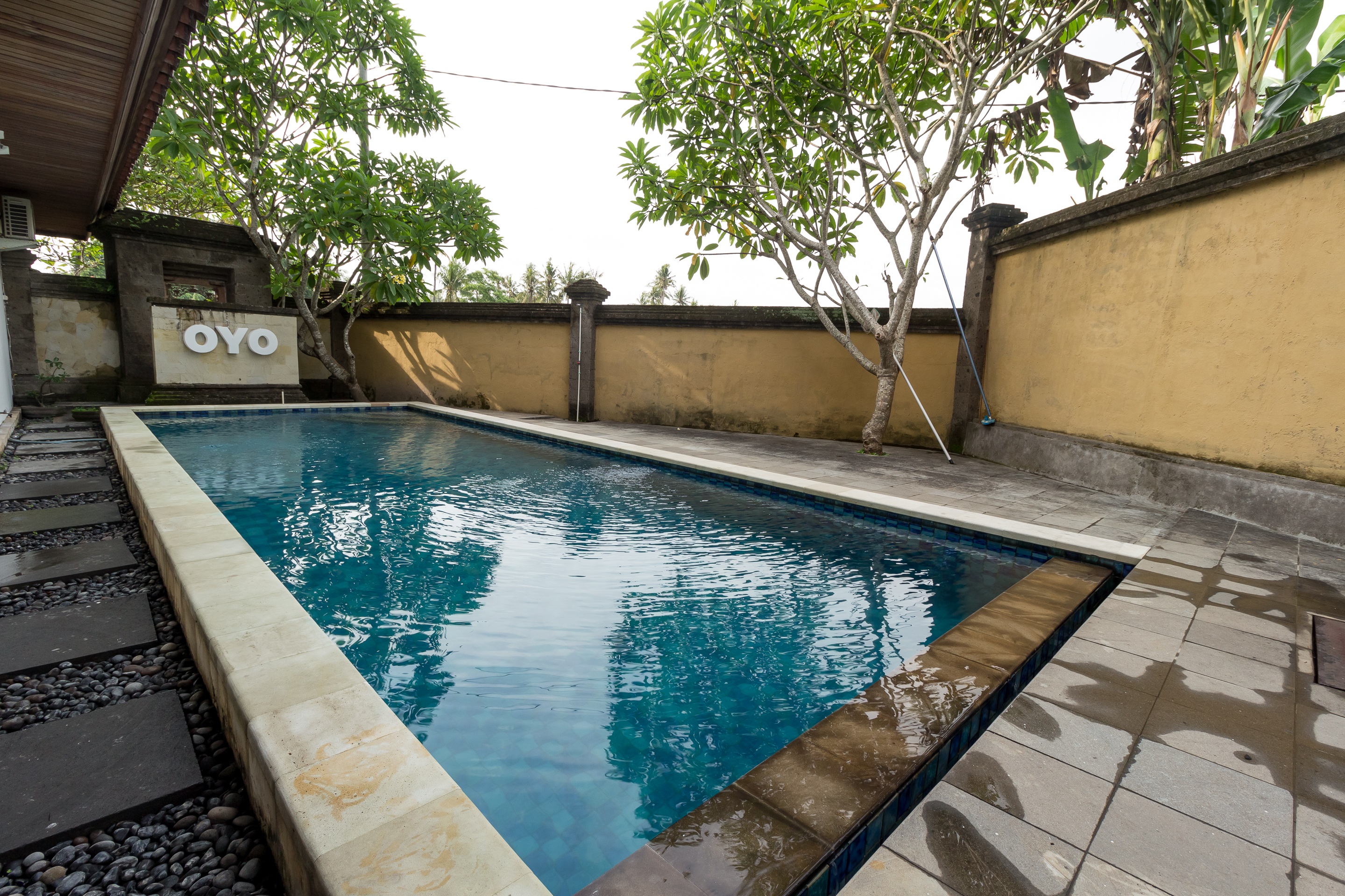 OYO 190 Bsb Hotel