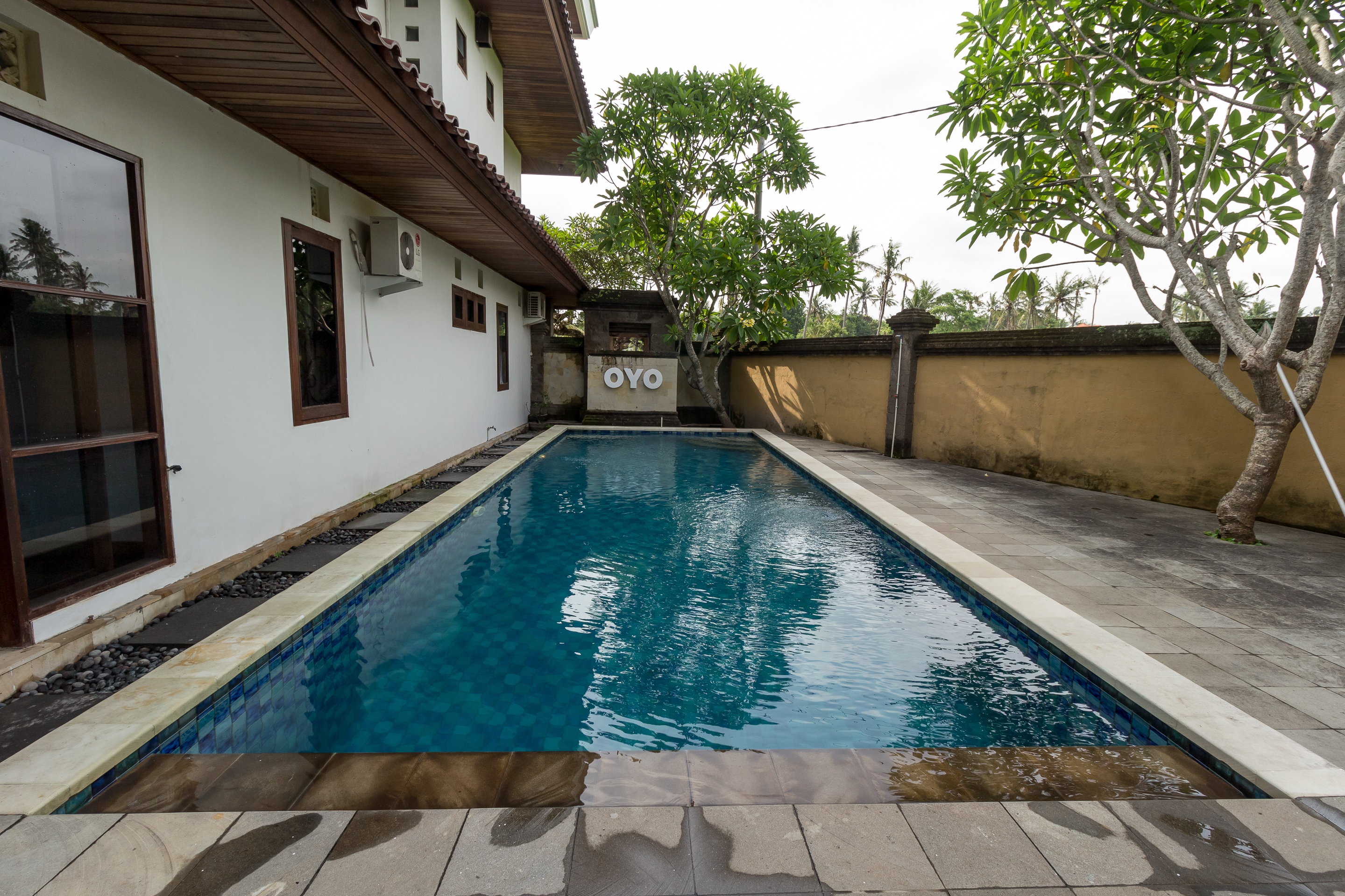 OYO 190 Bsb Hotel