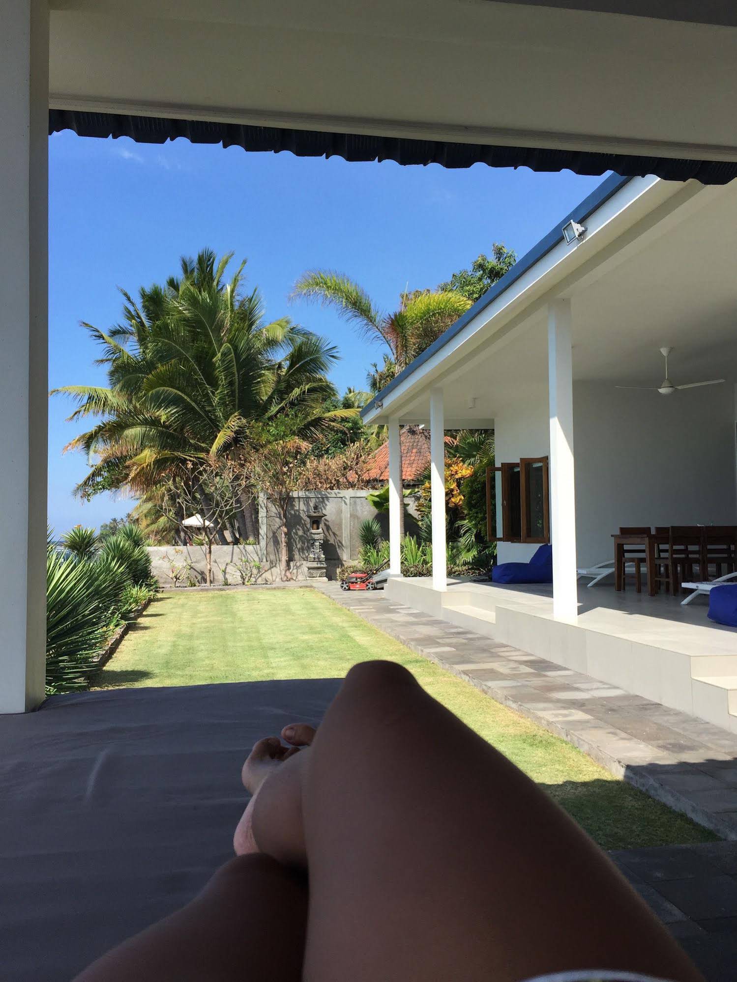 Air Sanih Beach Villa