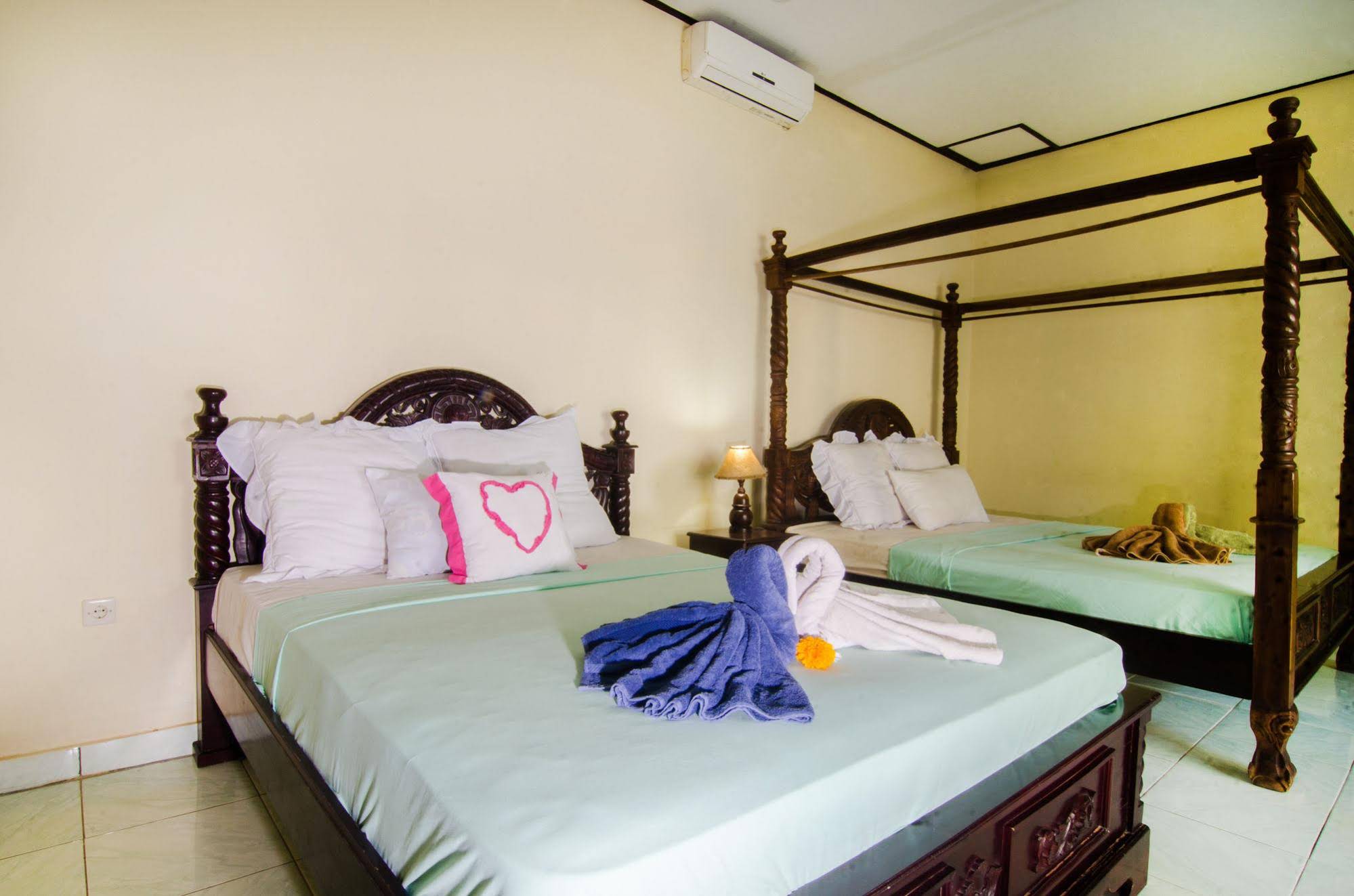 Rising Star Beach Resort Amed