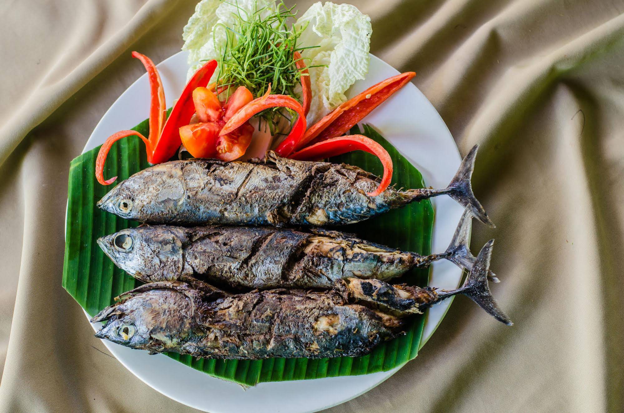 Rising Star Beach Resort Amed