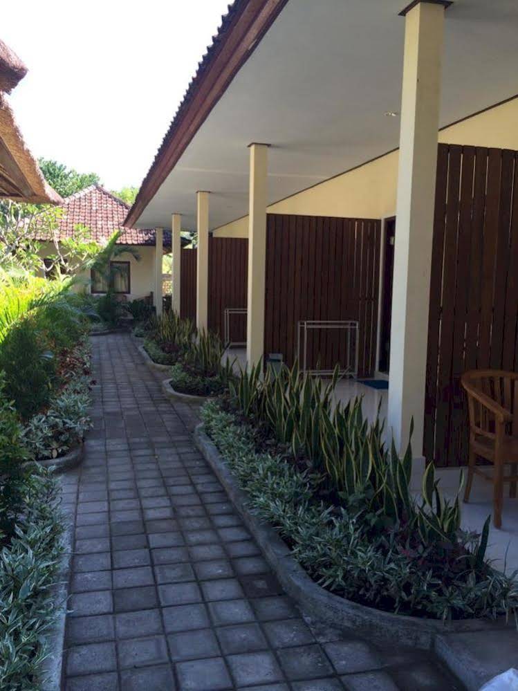 Star East Bungalows