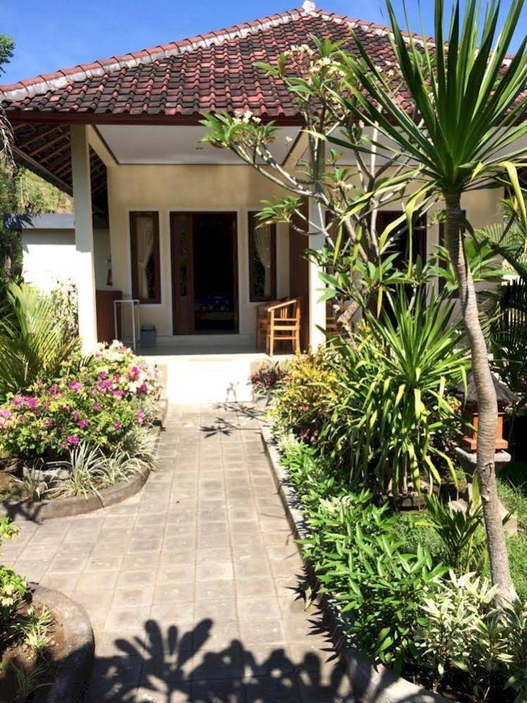 Star East Bungalows