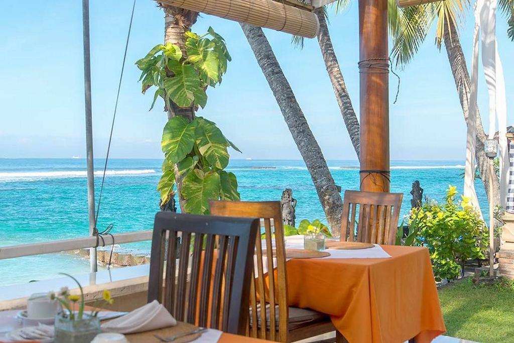 Anom Beach Inn Bungalows