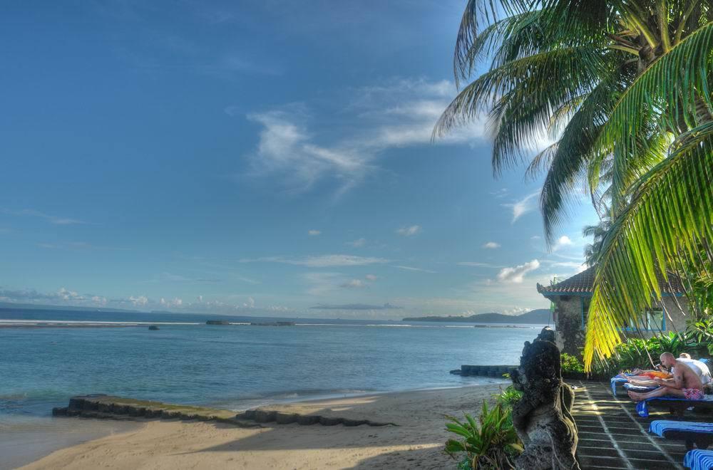 Anom Beach Inn Bungalows
