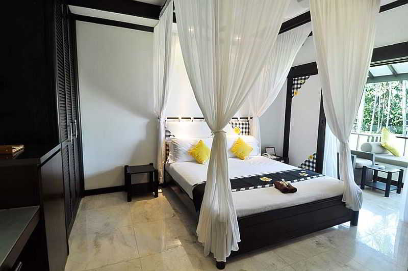 Candi Beach Resort & Spa