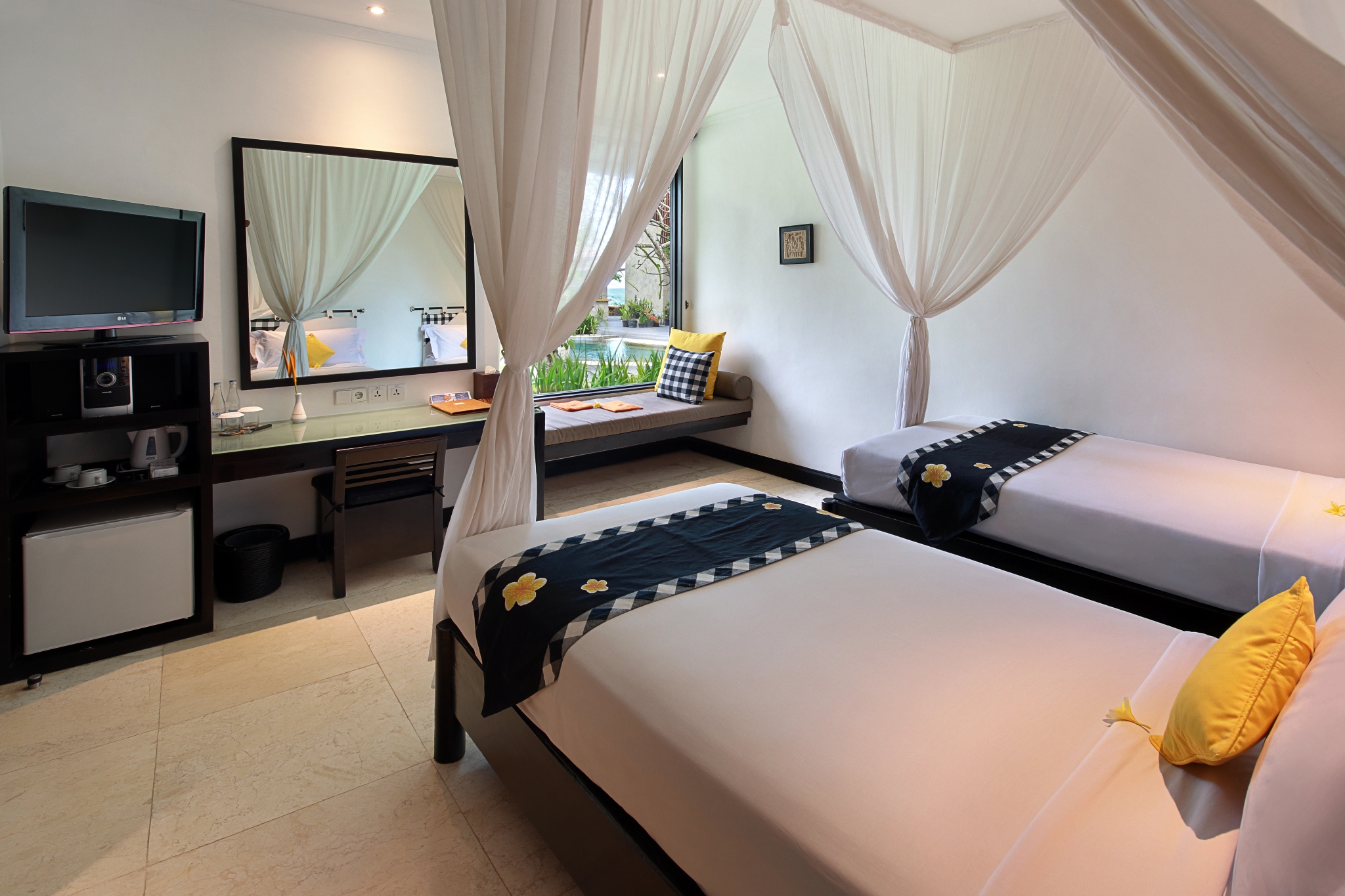 Candi Beach Resort & Spa