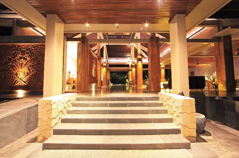 Candi Beach Resort & Spa