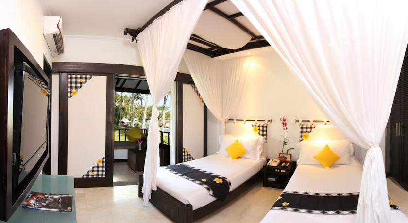 Candi Beach Resort & Spa