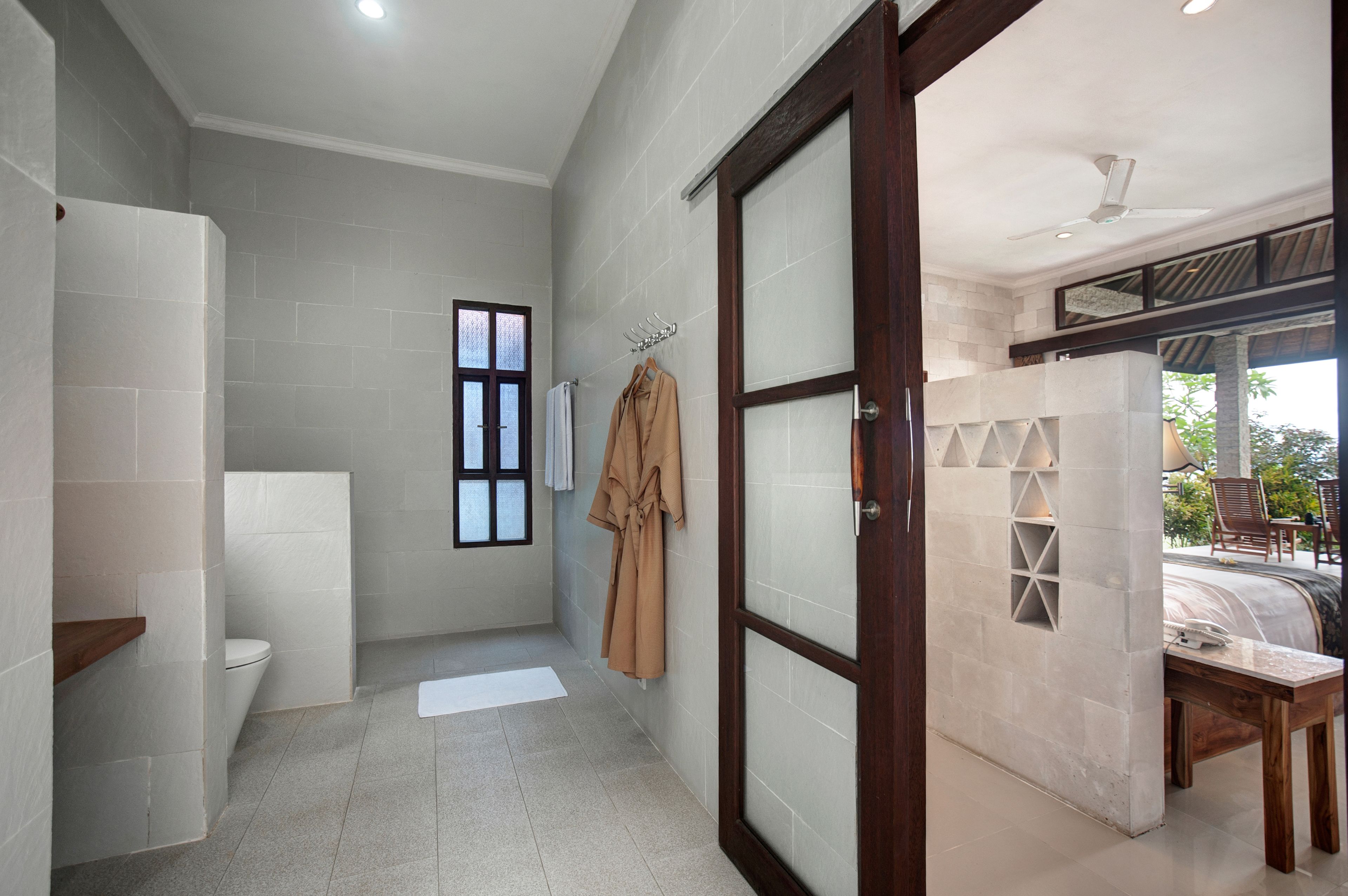 Sea Breeze Candidasa