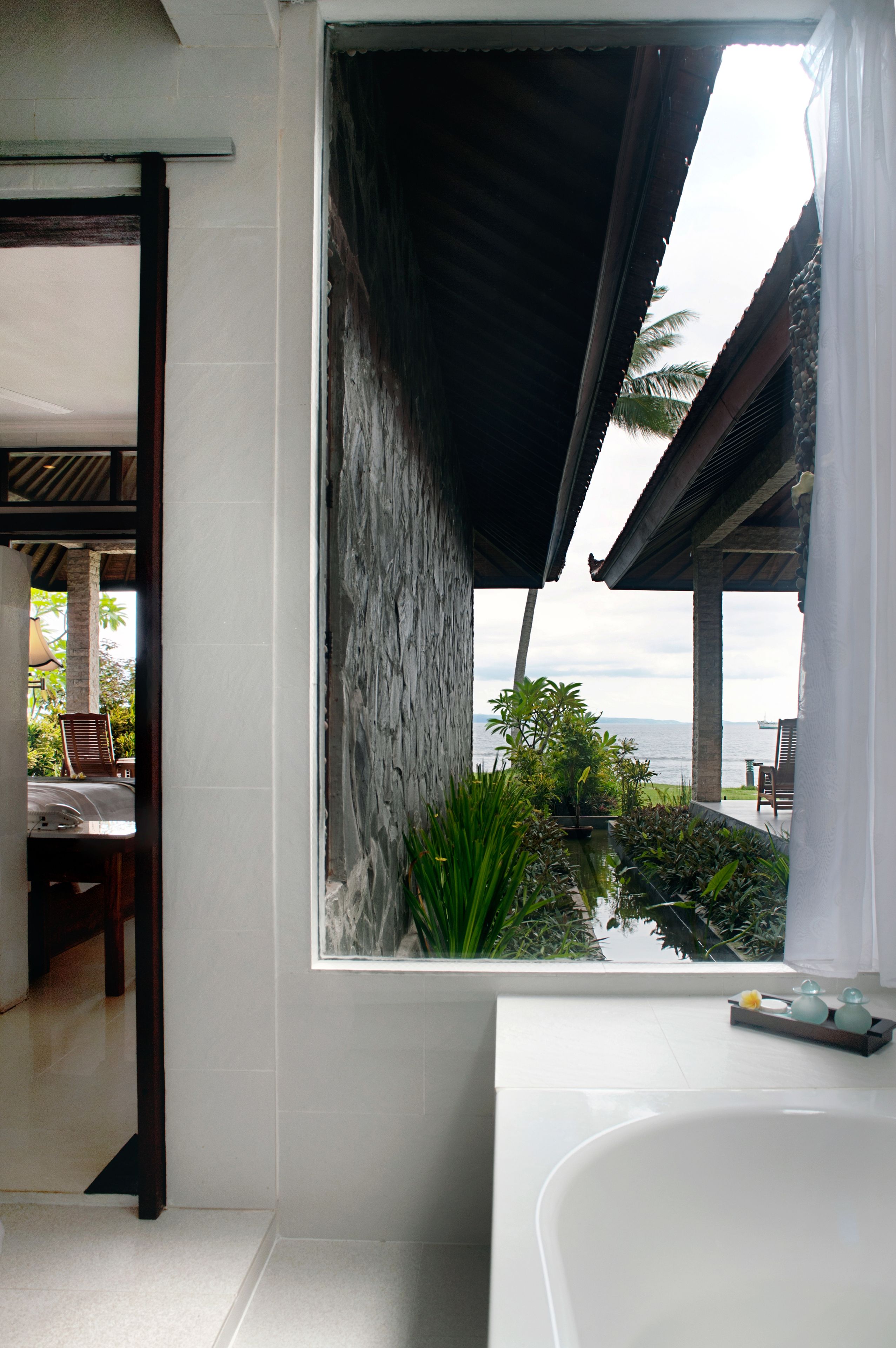 Sea Breeze Candidasa