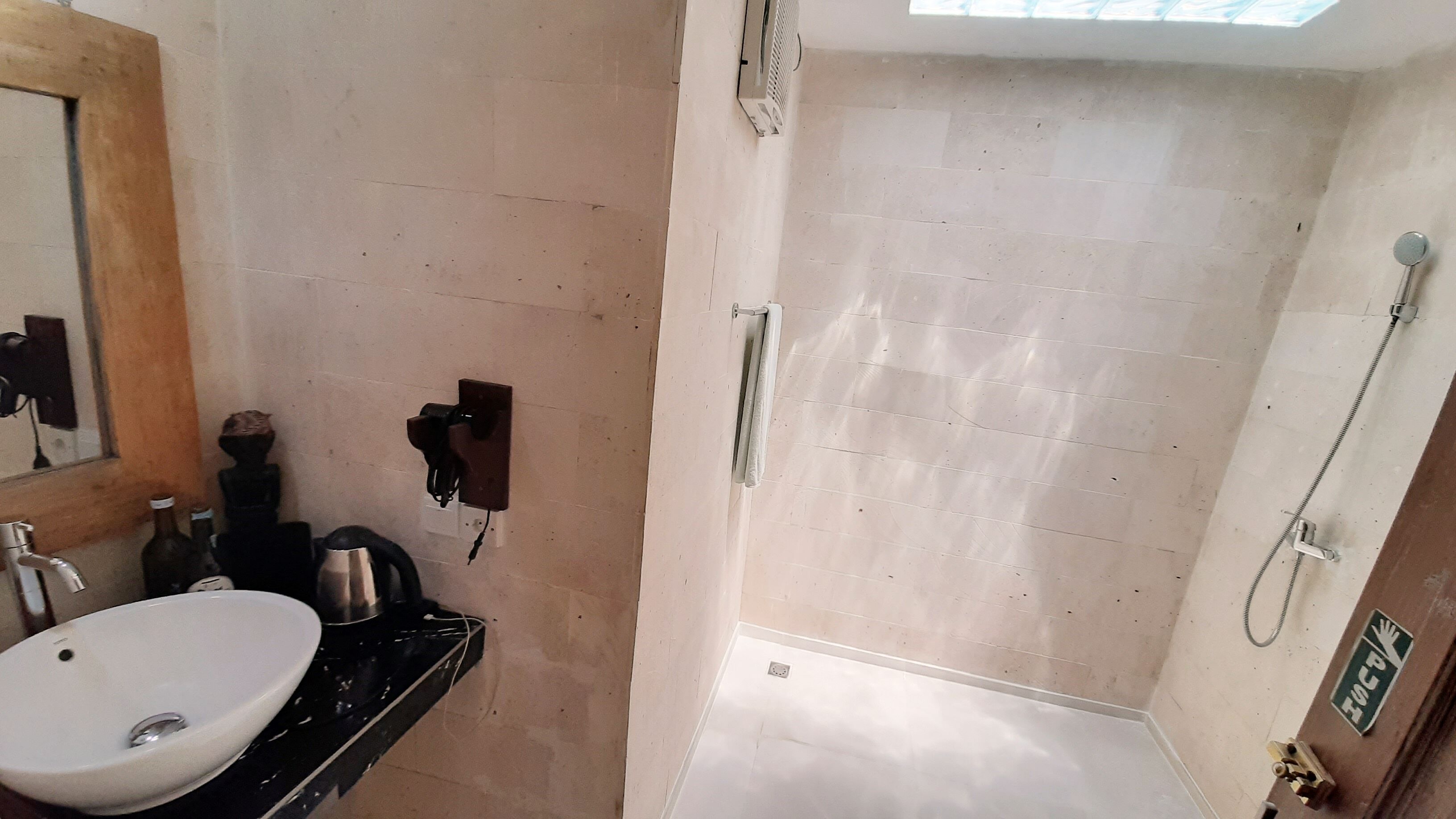 Sea Breeze Candidasa