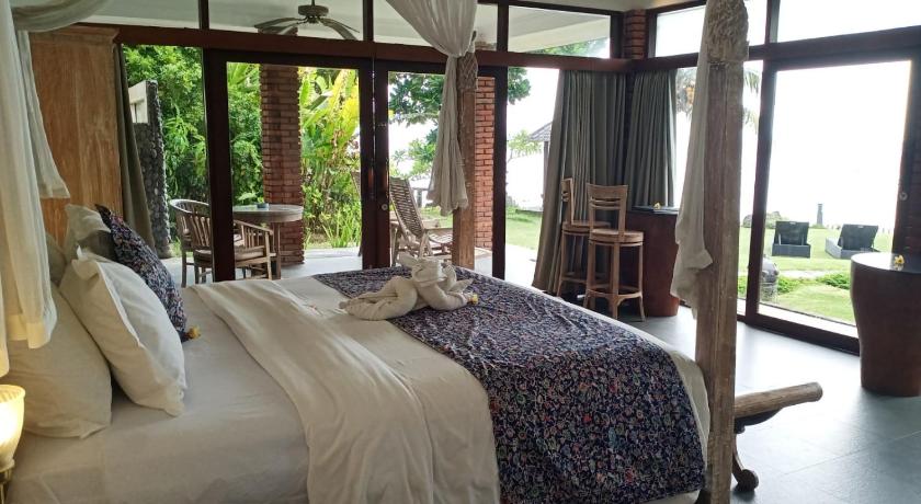 Sea Breeze Candidasa