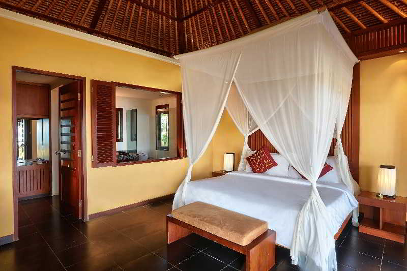 Nirwana Beach & Resort Candidasa