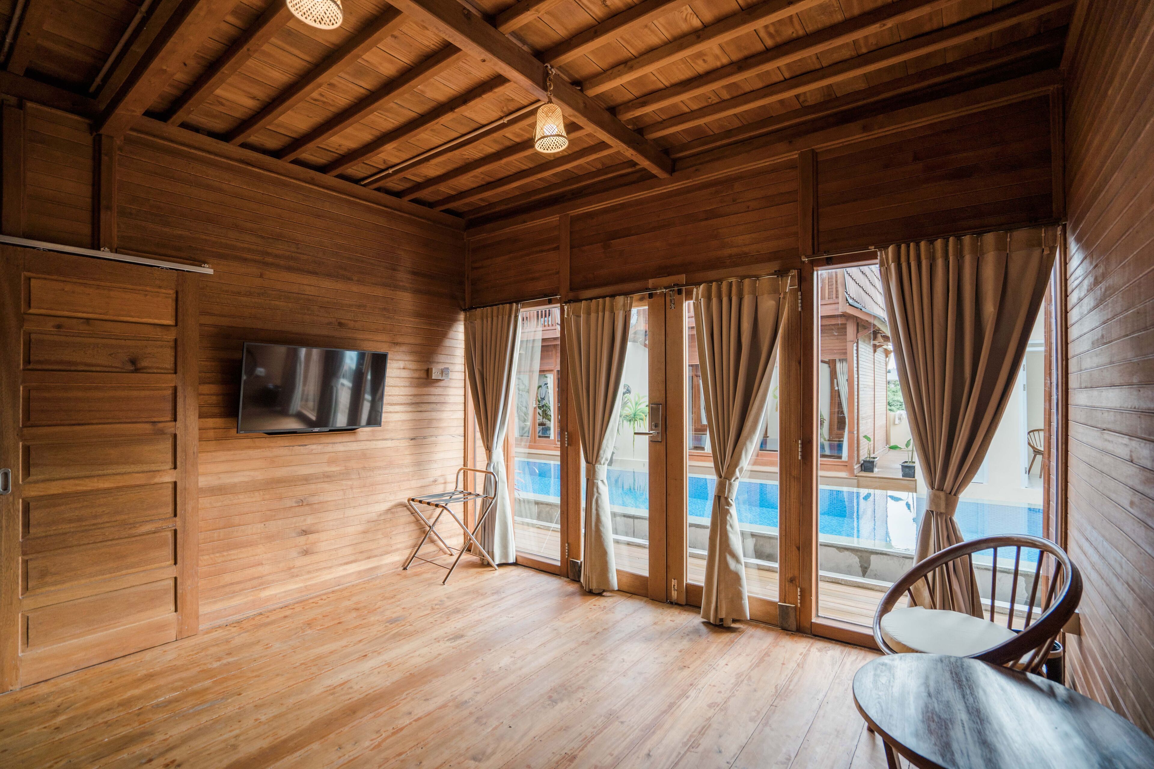 Andi Beach House