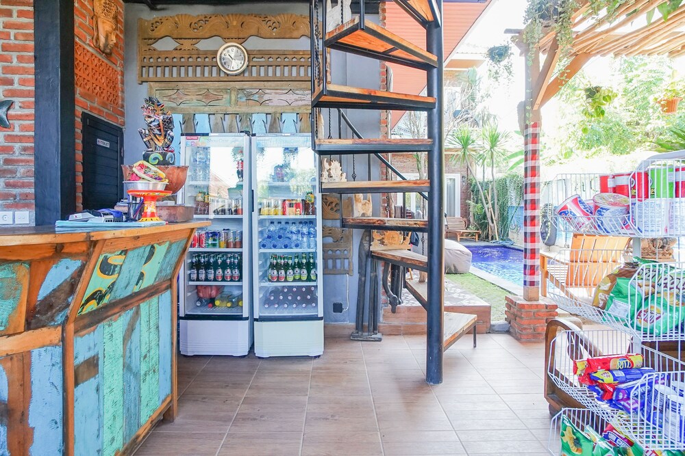 Art Canggu Hostel