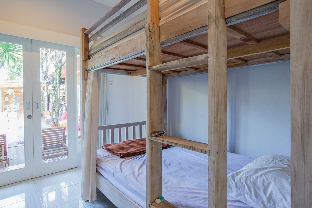 Art Canggu Hostel