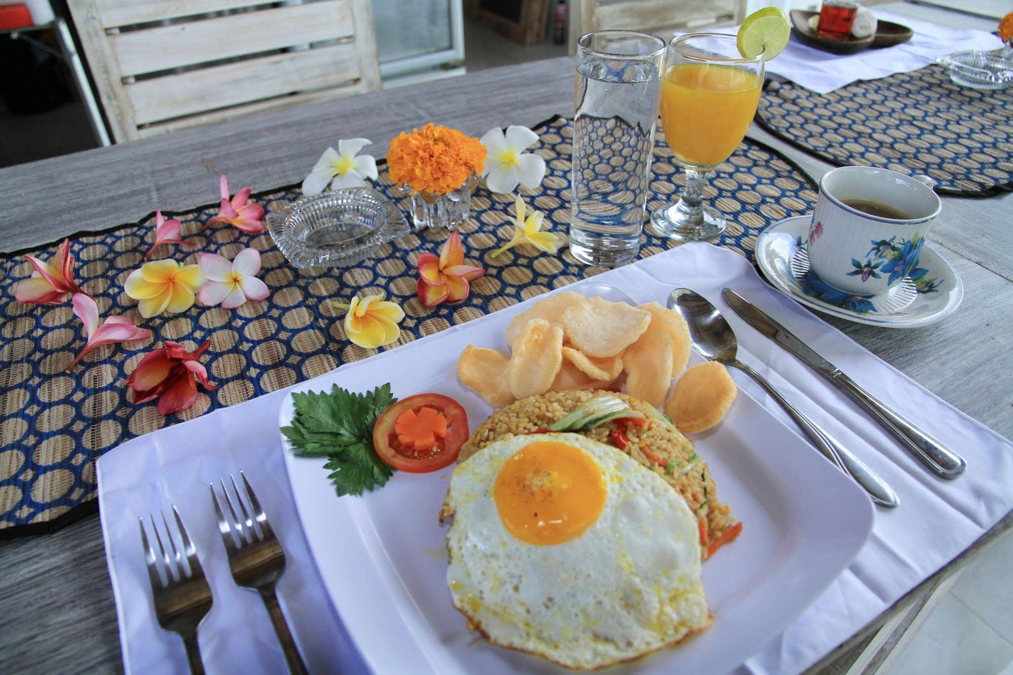 Asung Guest House And Villa