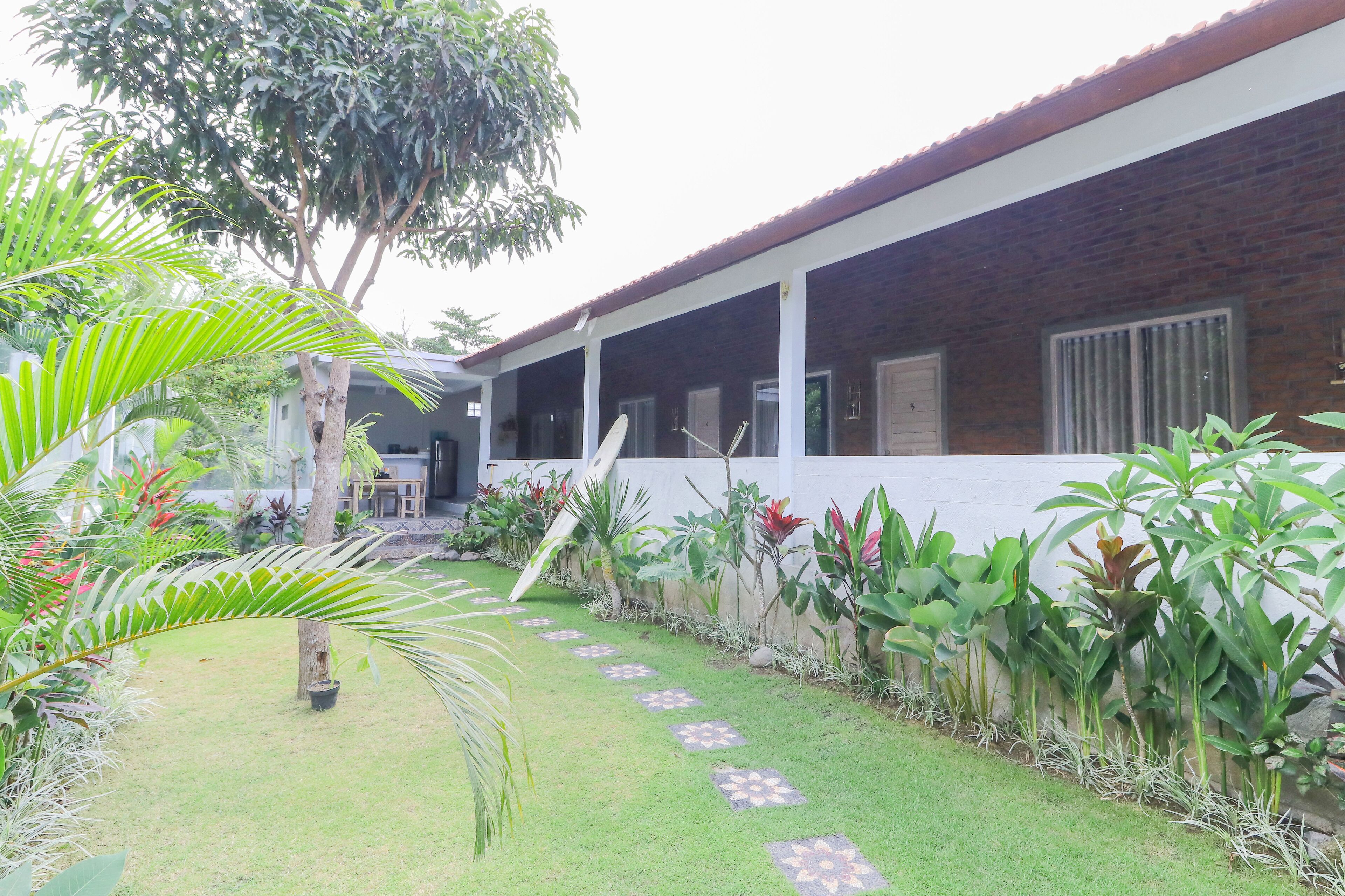 Cahya Guest House