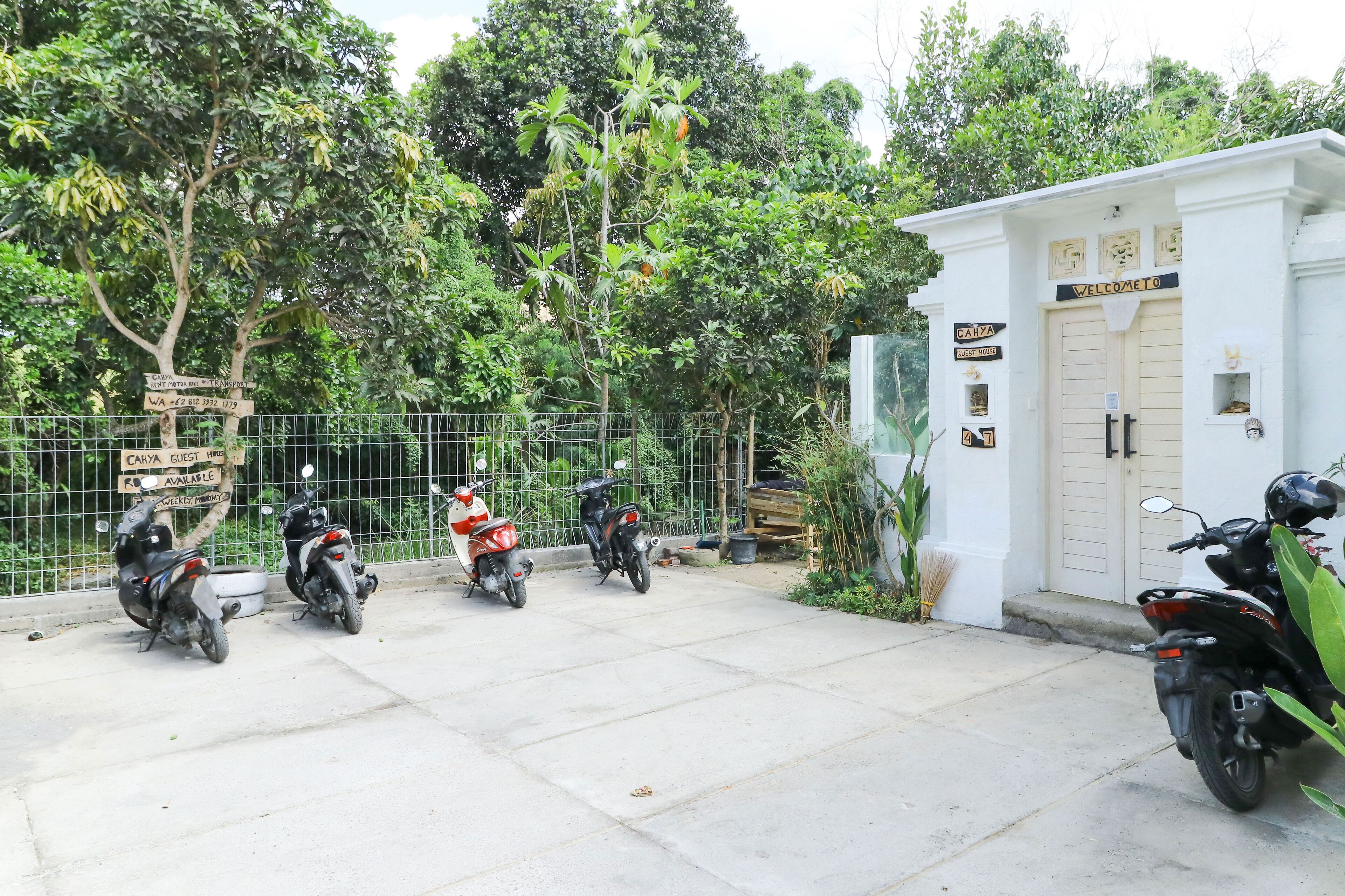 Cahya Guest House