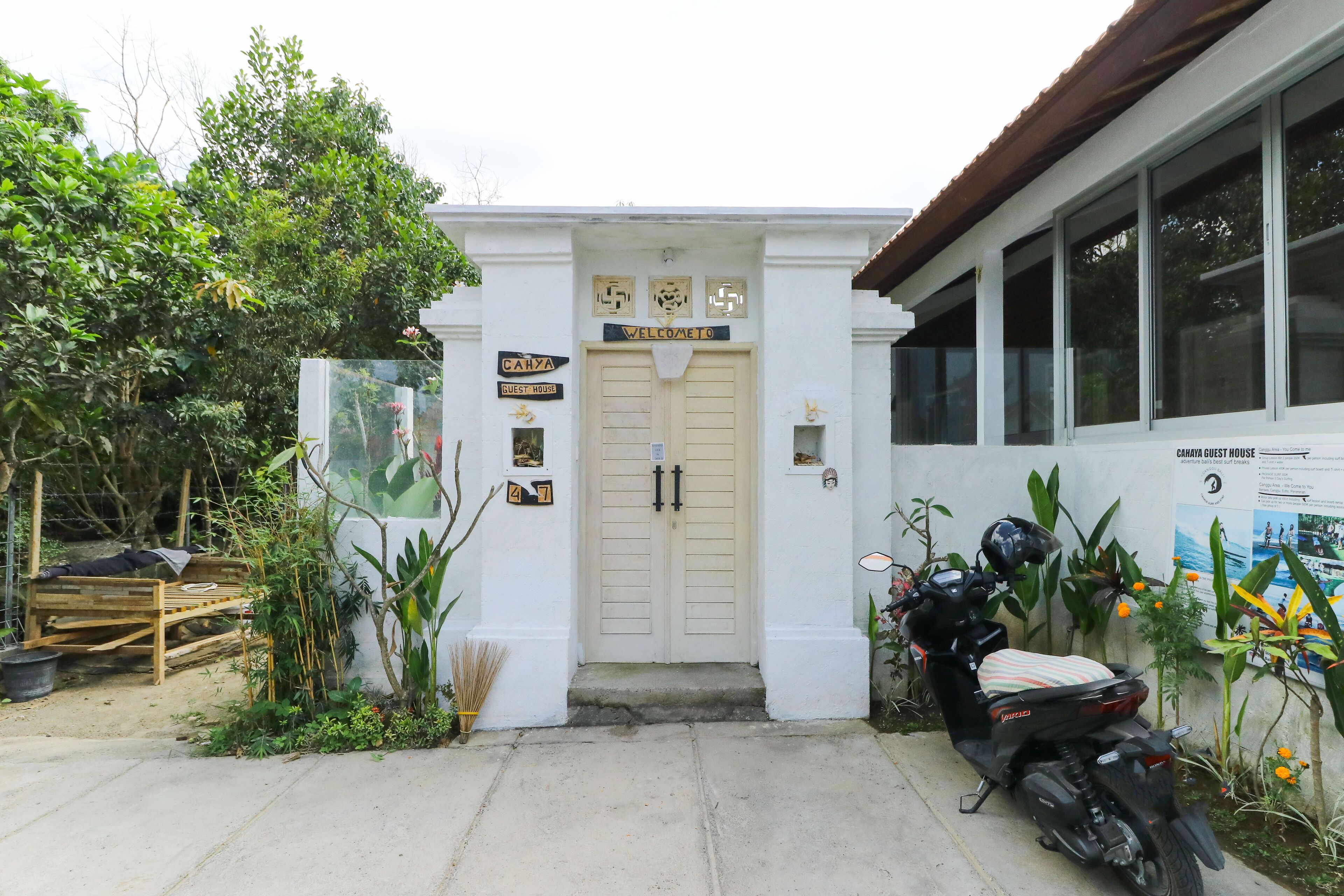 Cahya Guest House