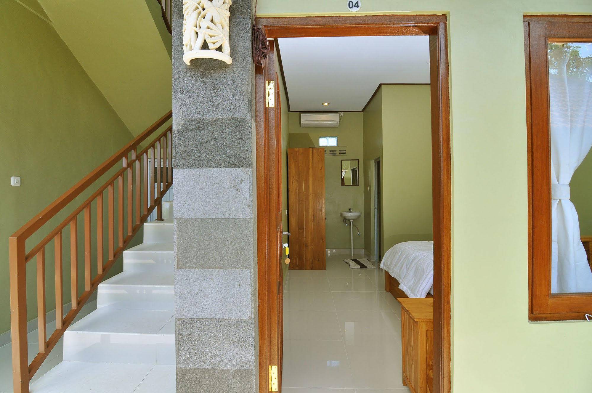 Cempaka Mas Guesthouse
