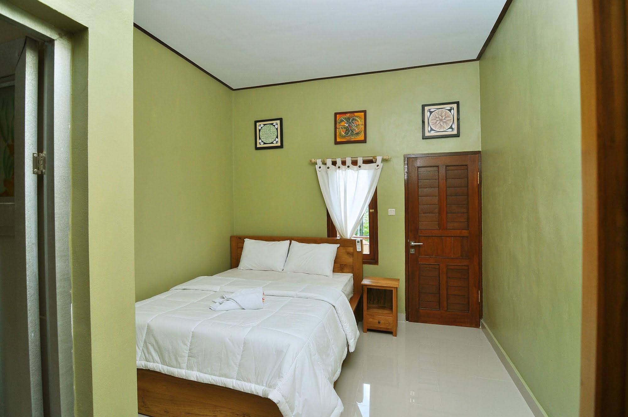 Cempaka Mas Guesthouse
