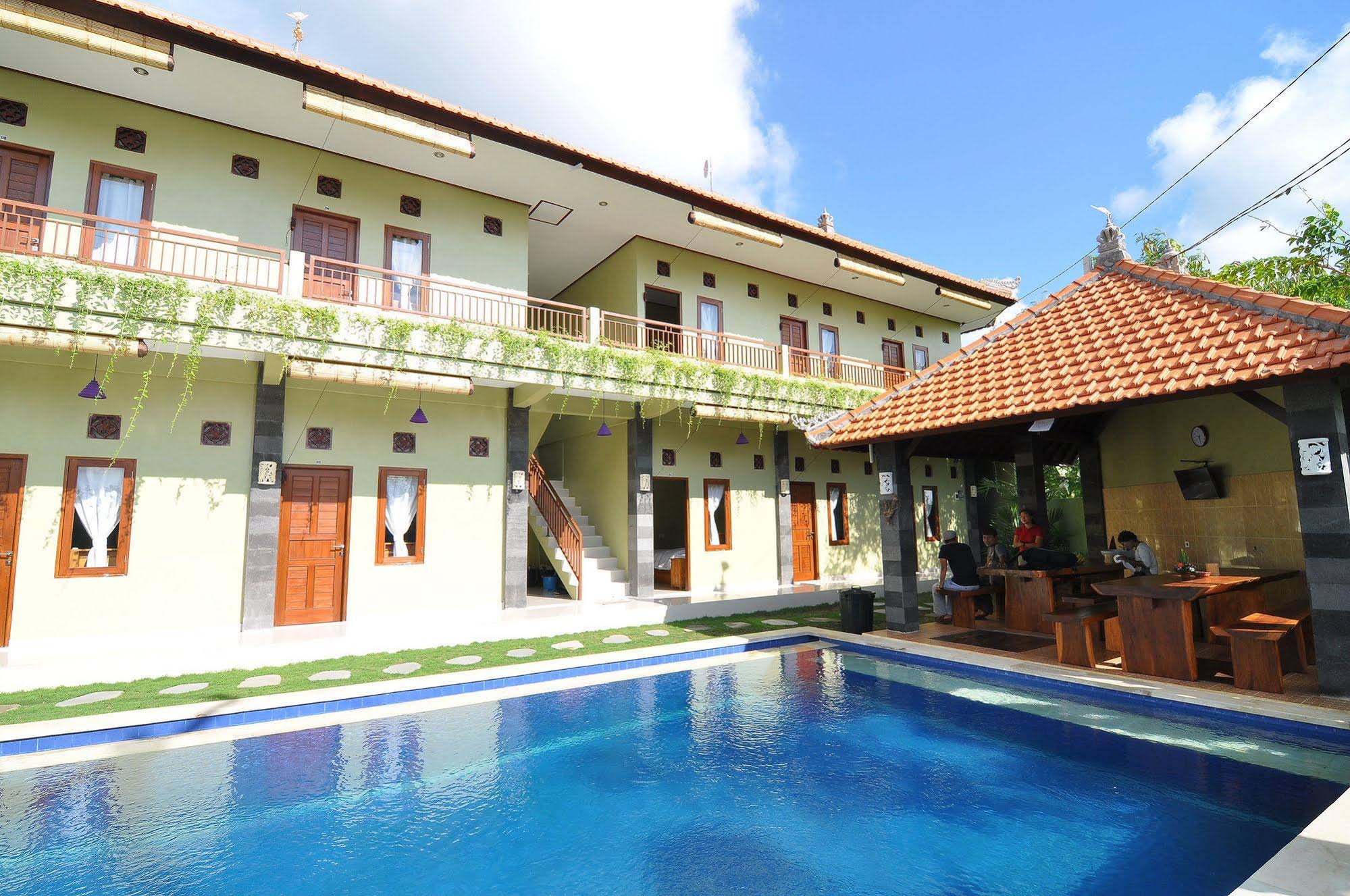 Cempaka Mas Guesthouse