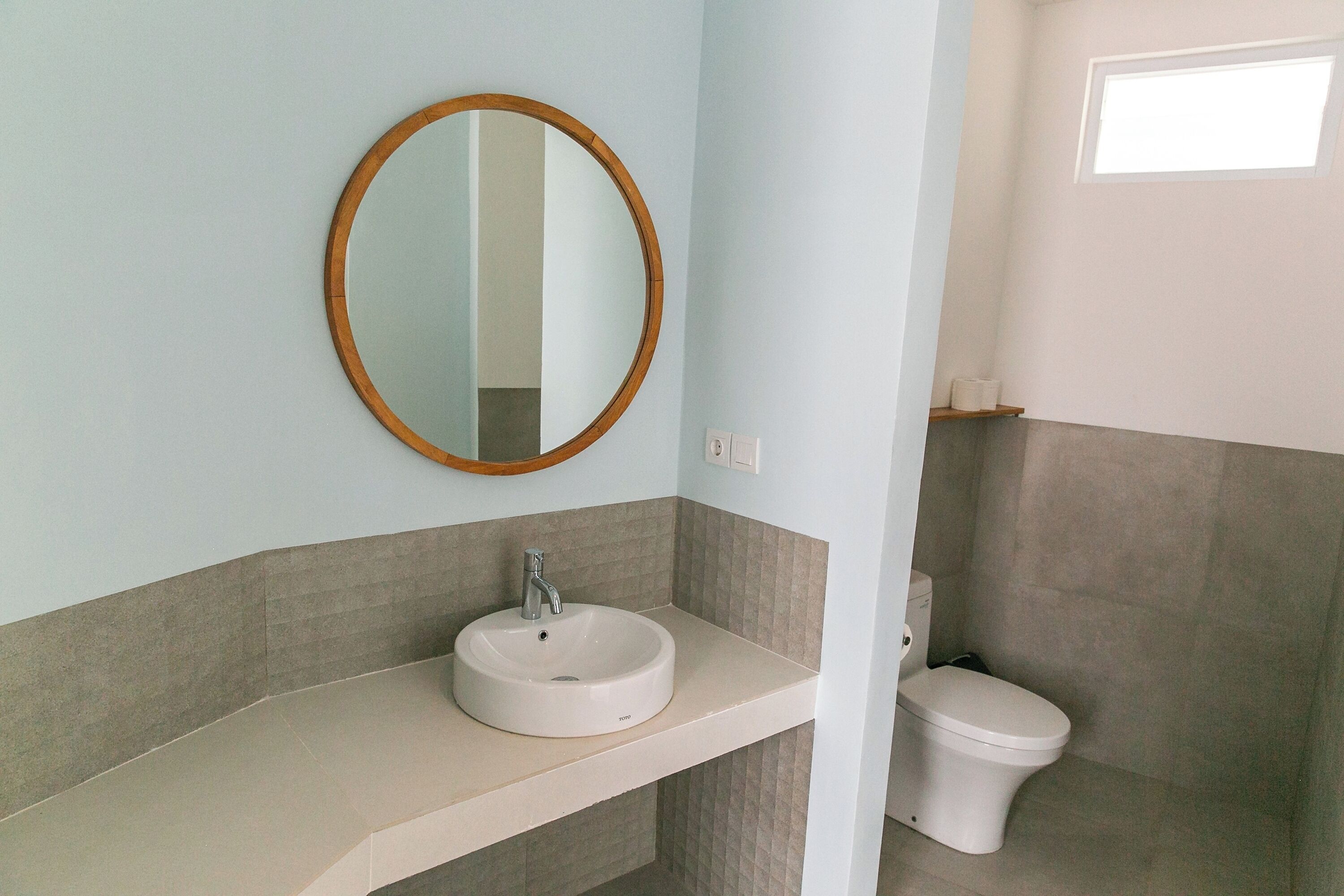 Coco & Pineapple Pants Hostel