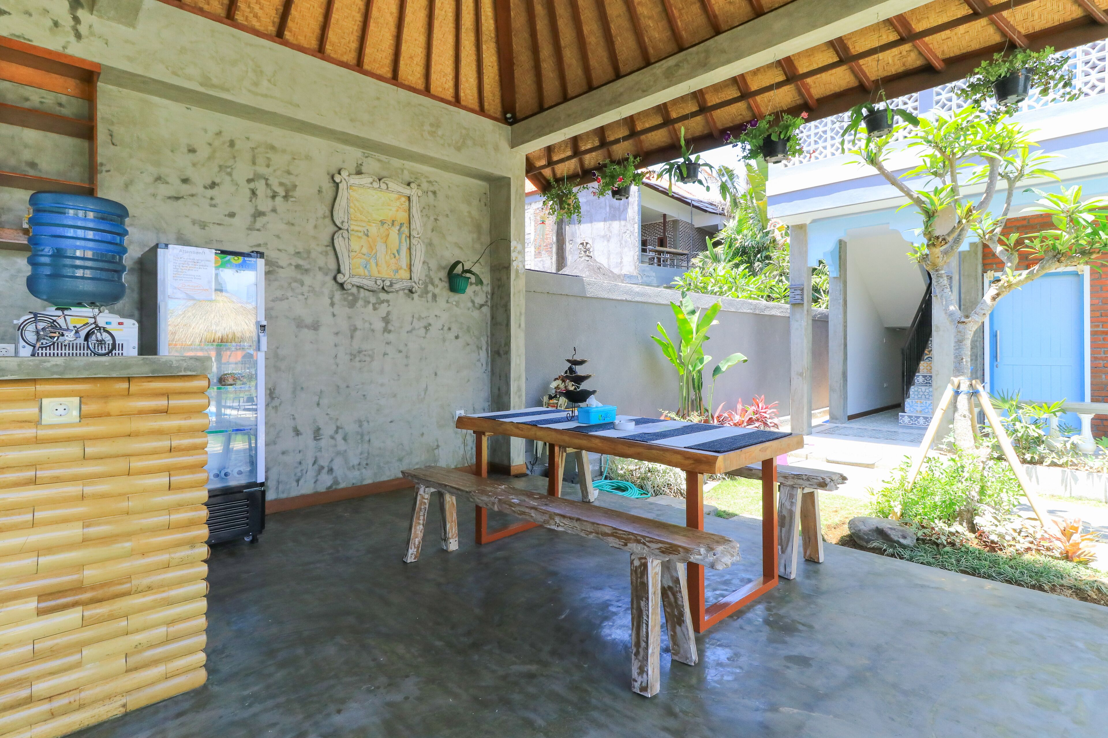 D-Anyar Stay And Surf Canggu