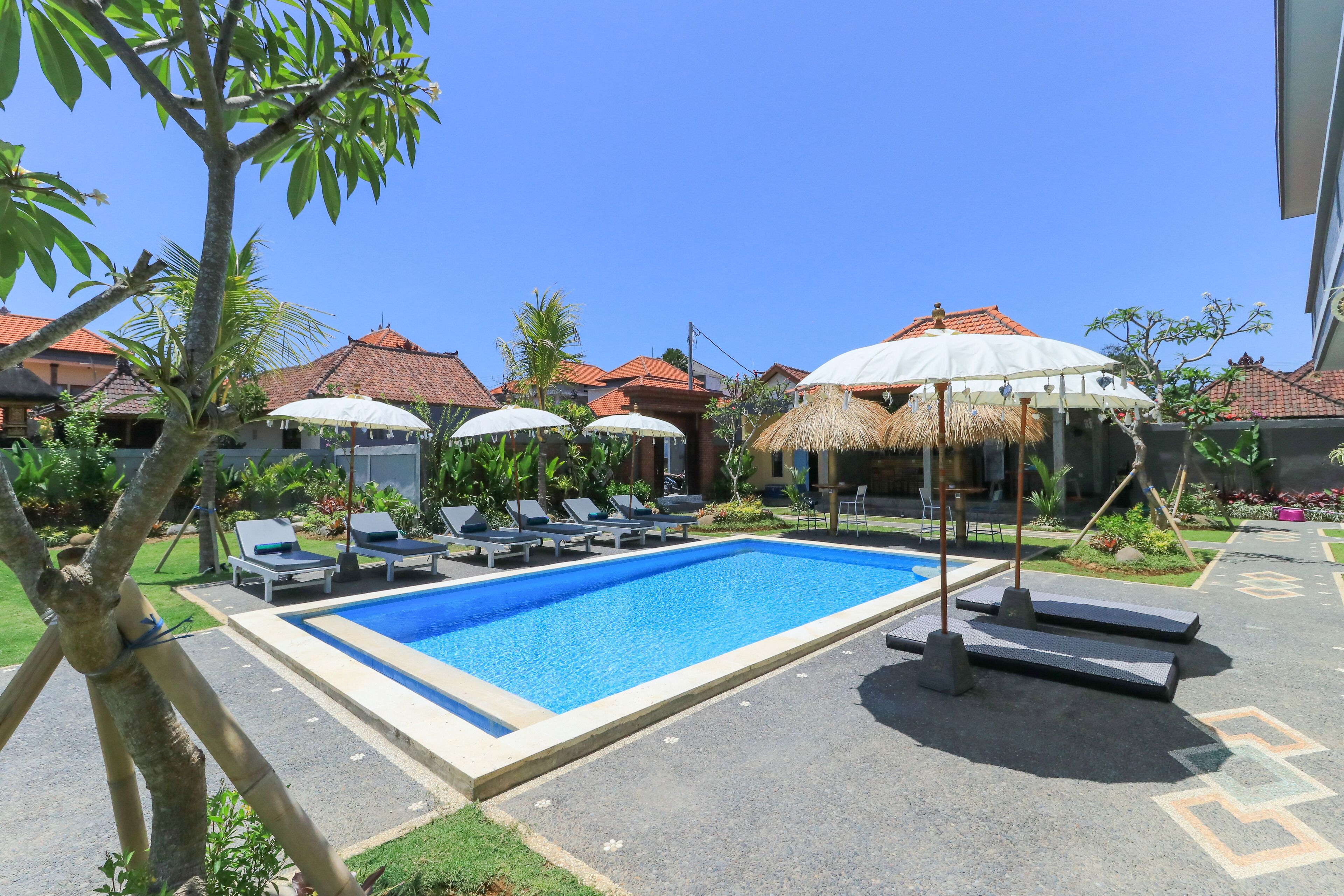 D-Anyar Stay And Surf Canggu