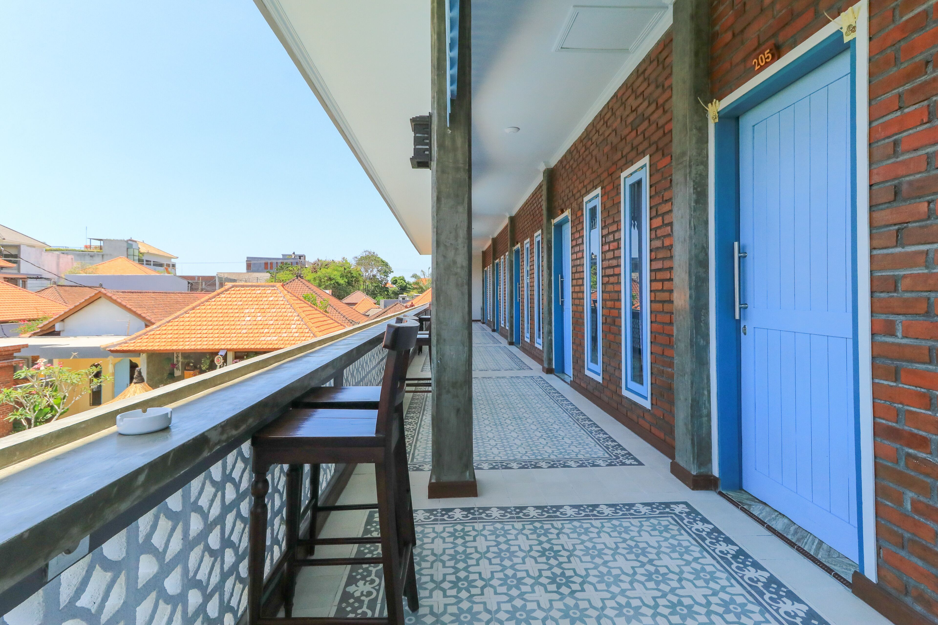 D-Anyar Stay And Surf Canggu