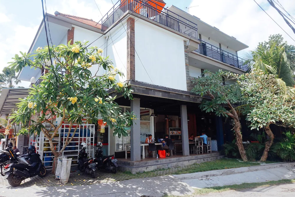 Double A House