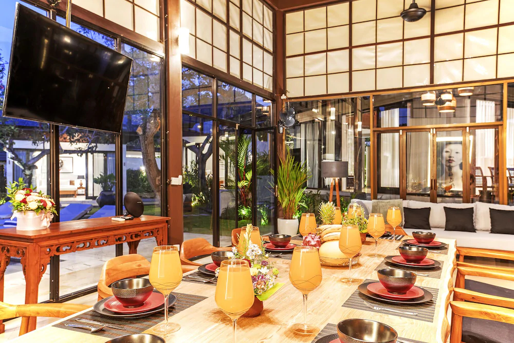 Finns Beach Villa Canggu